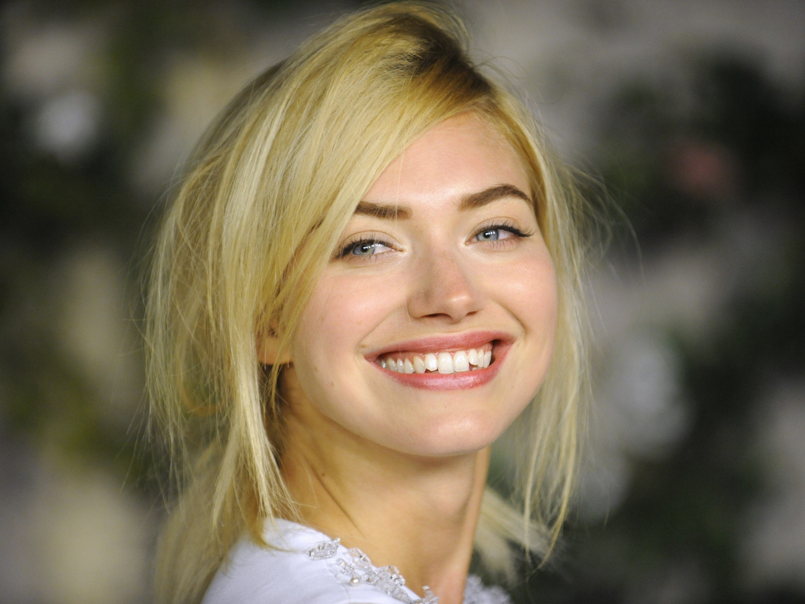 Imogen Poots Cute Wallpapers