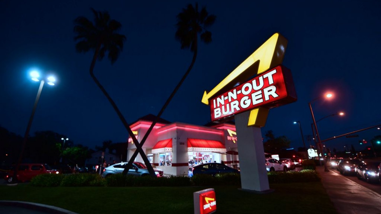 In N Out Wallpapers