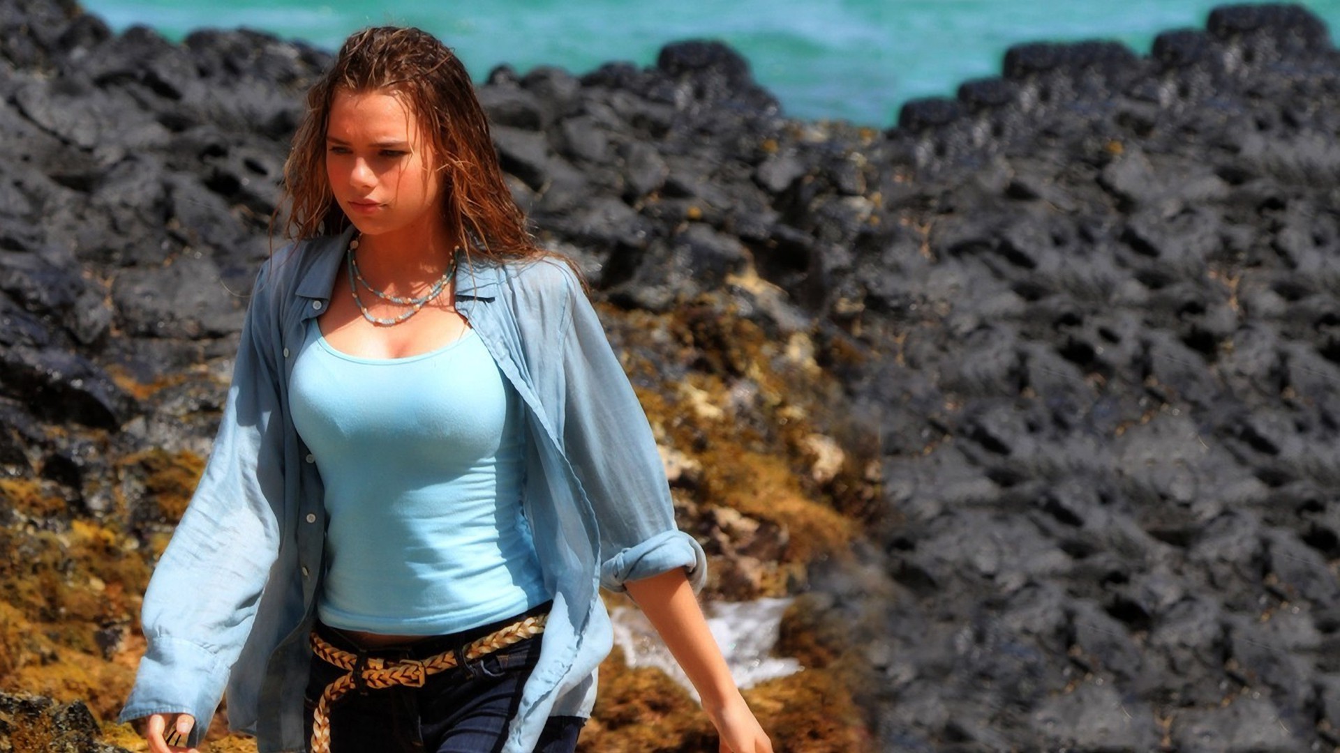 Indiana Evans Wallpapers