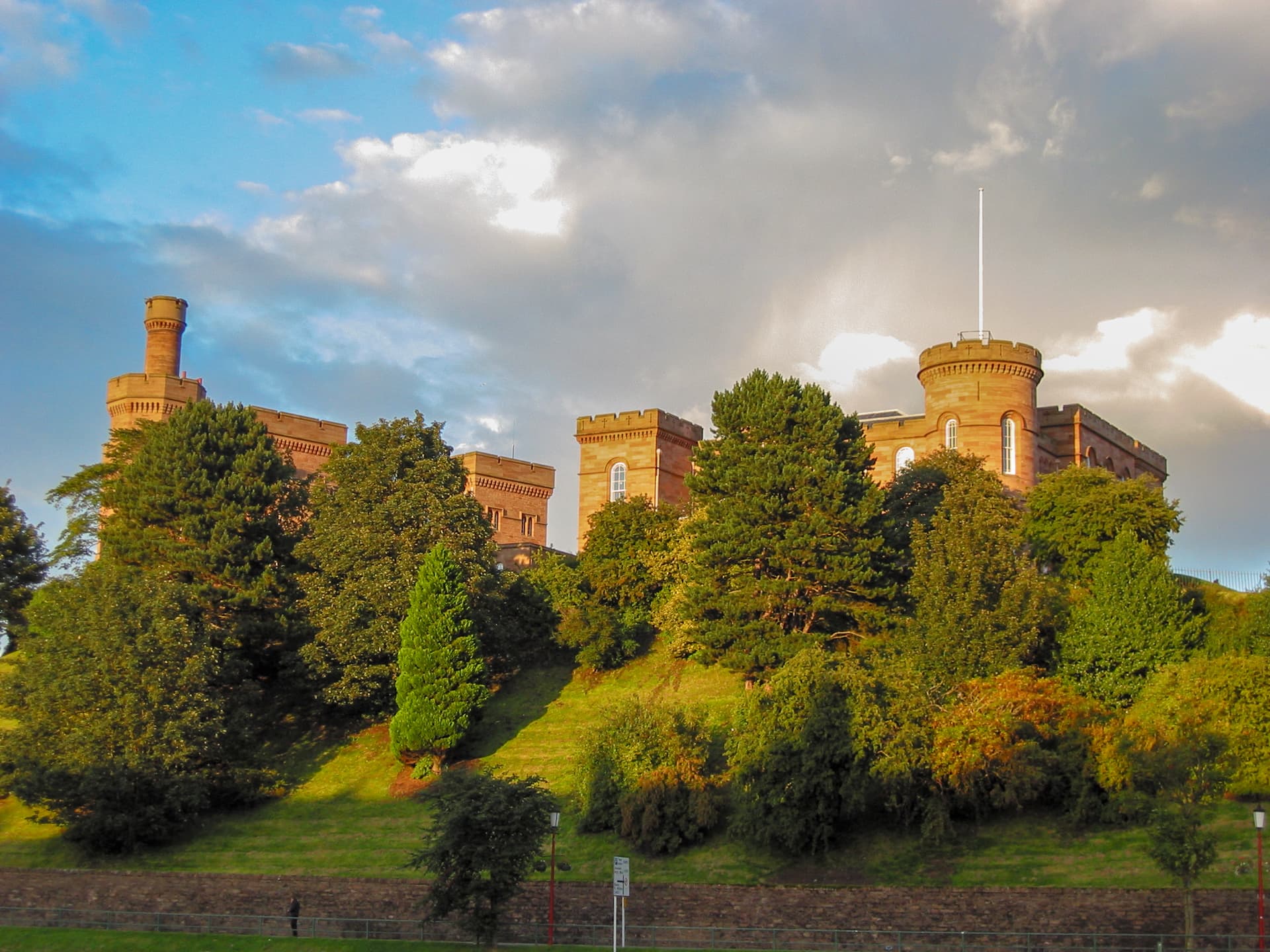 Inverness Castle Wallpapers