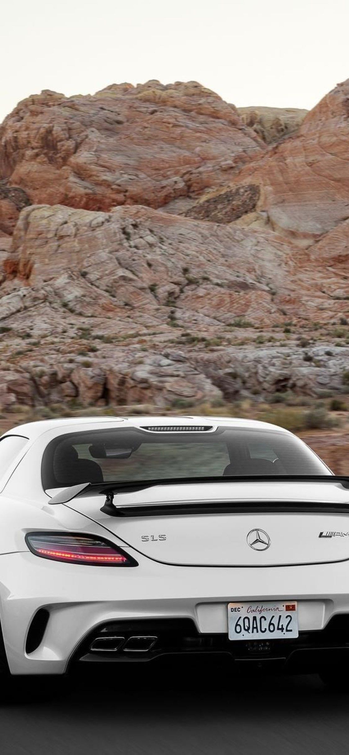 Iphone Xs Mercedes Amg Wallpapers