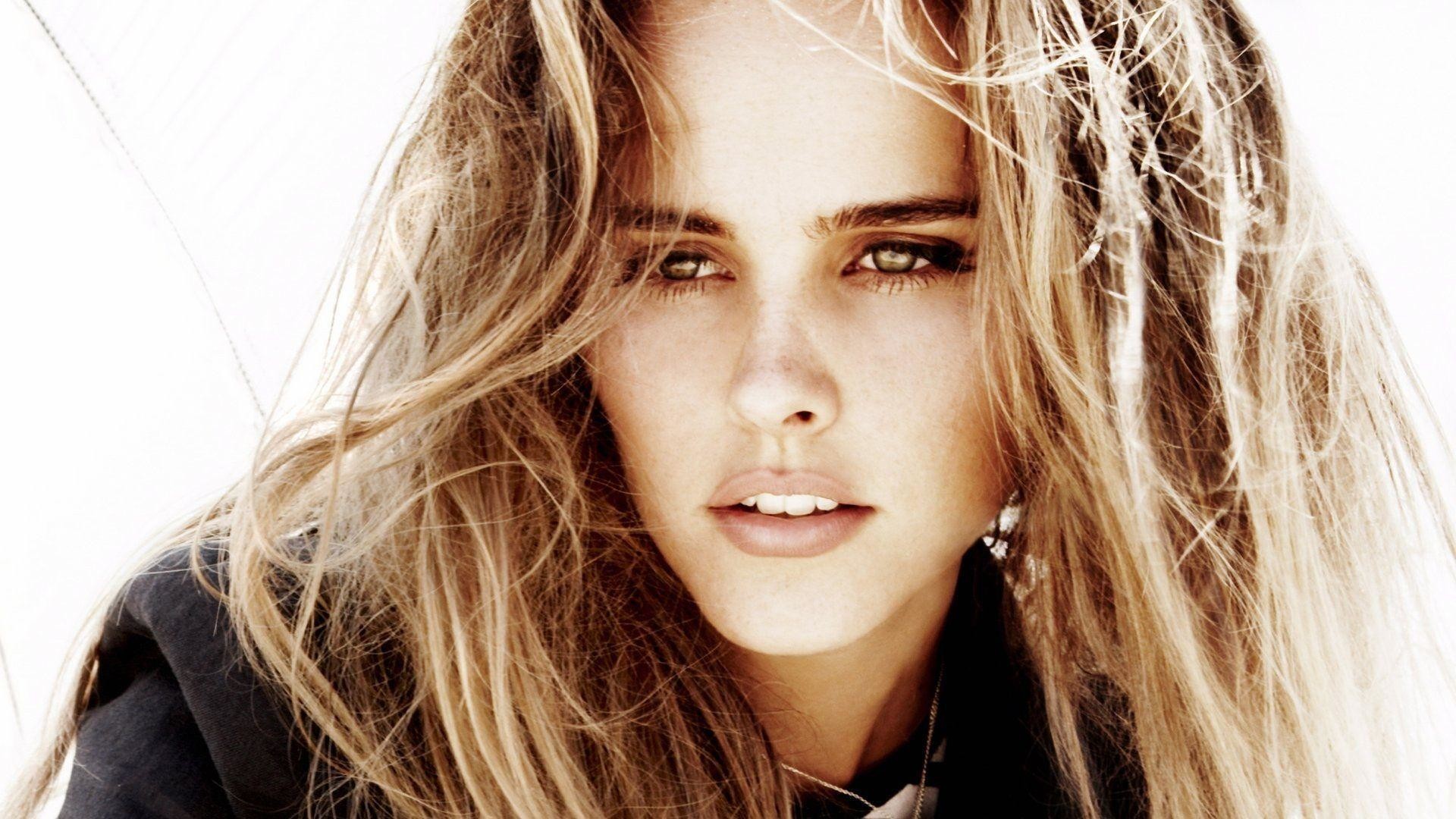 Isabel Lucas Cute In White Wallpapers