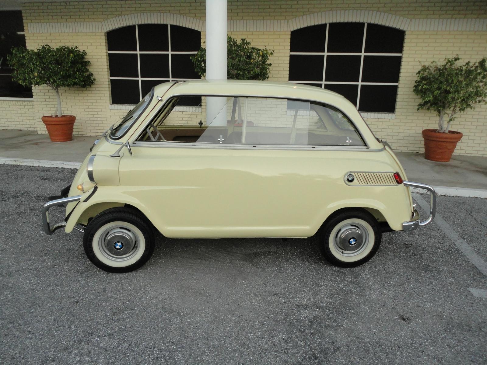 Isetta Wallpapers