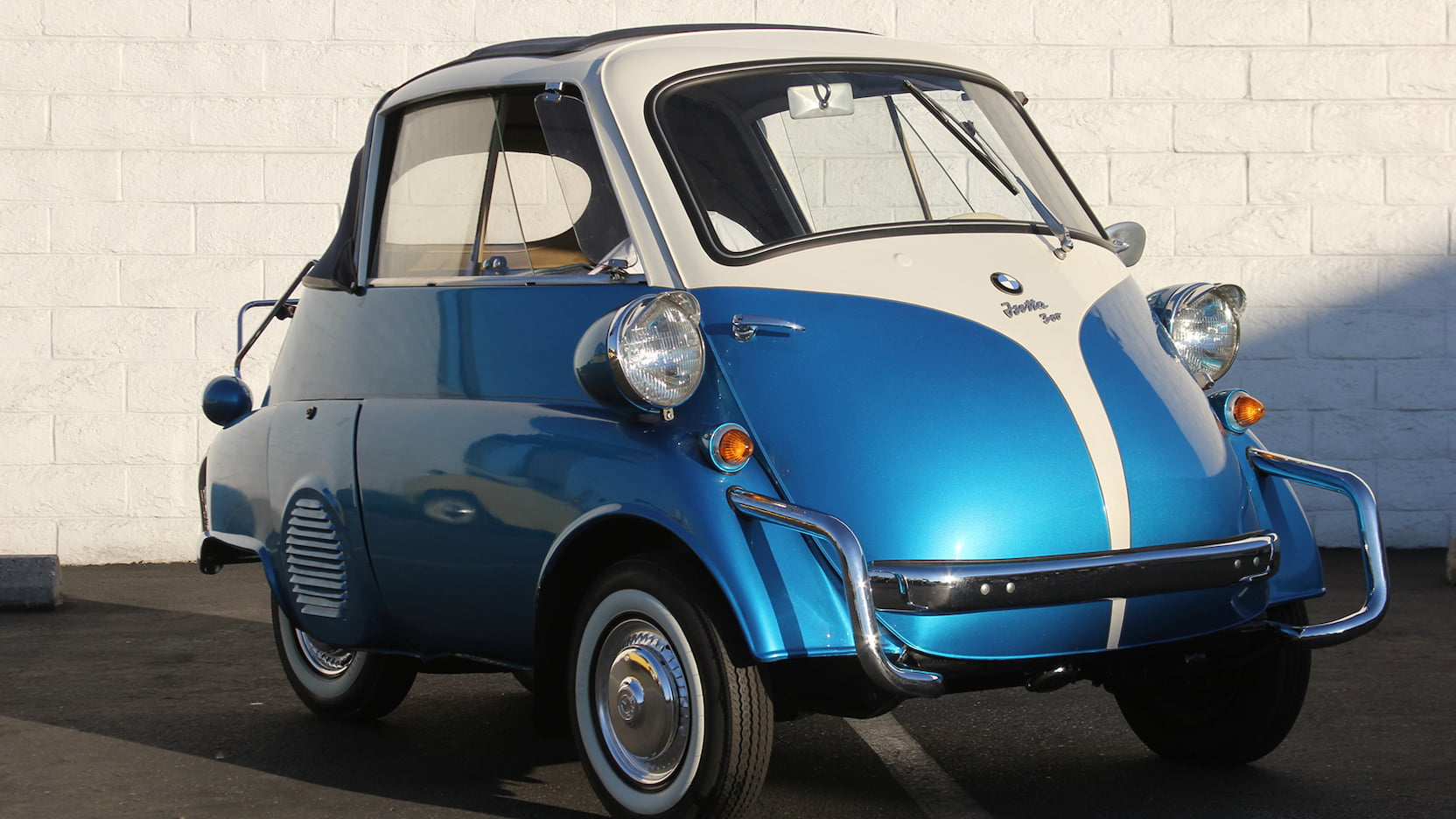 Isetta Wallpapers