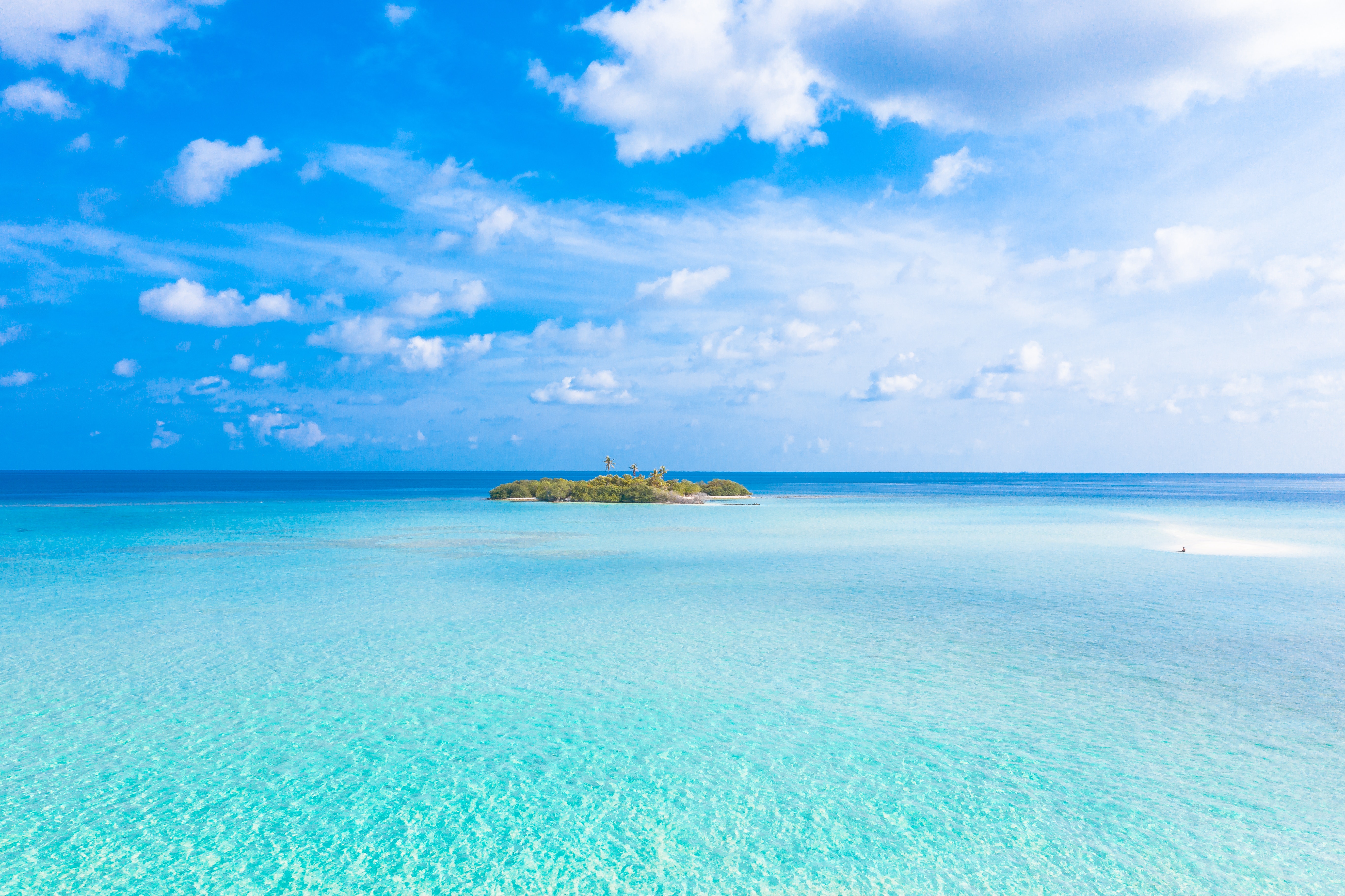 Island Sea And Blue Sky Wallpapers