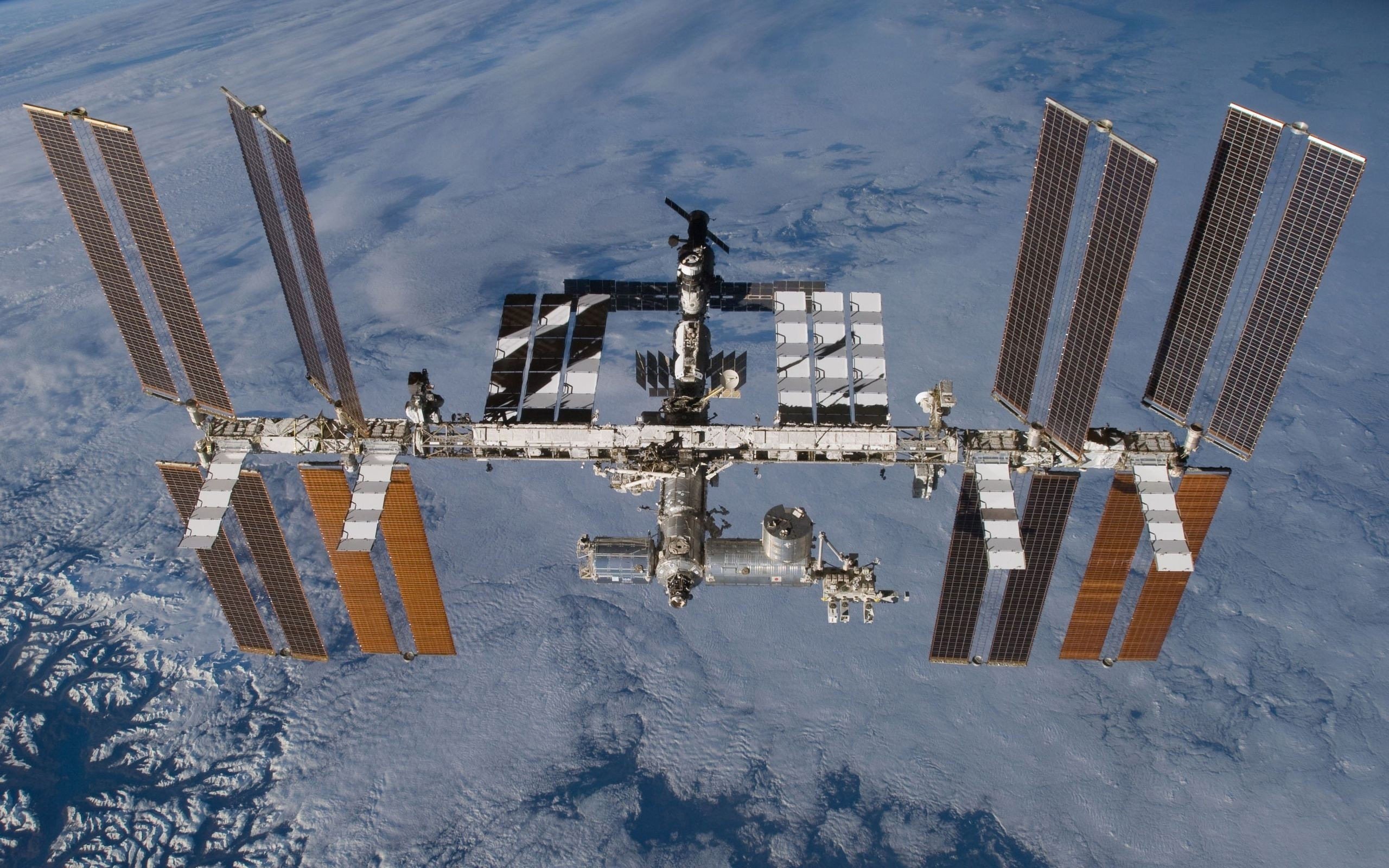 Iss Wallpapers