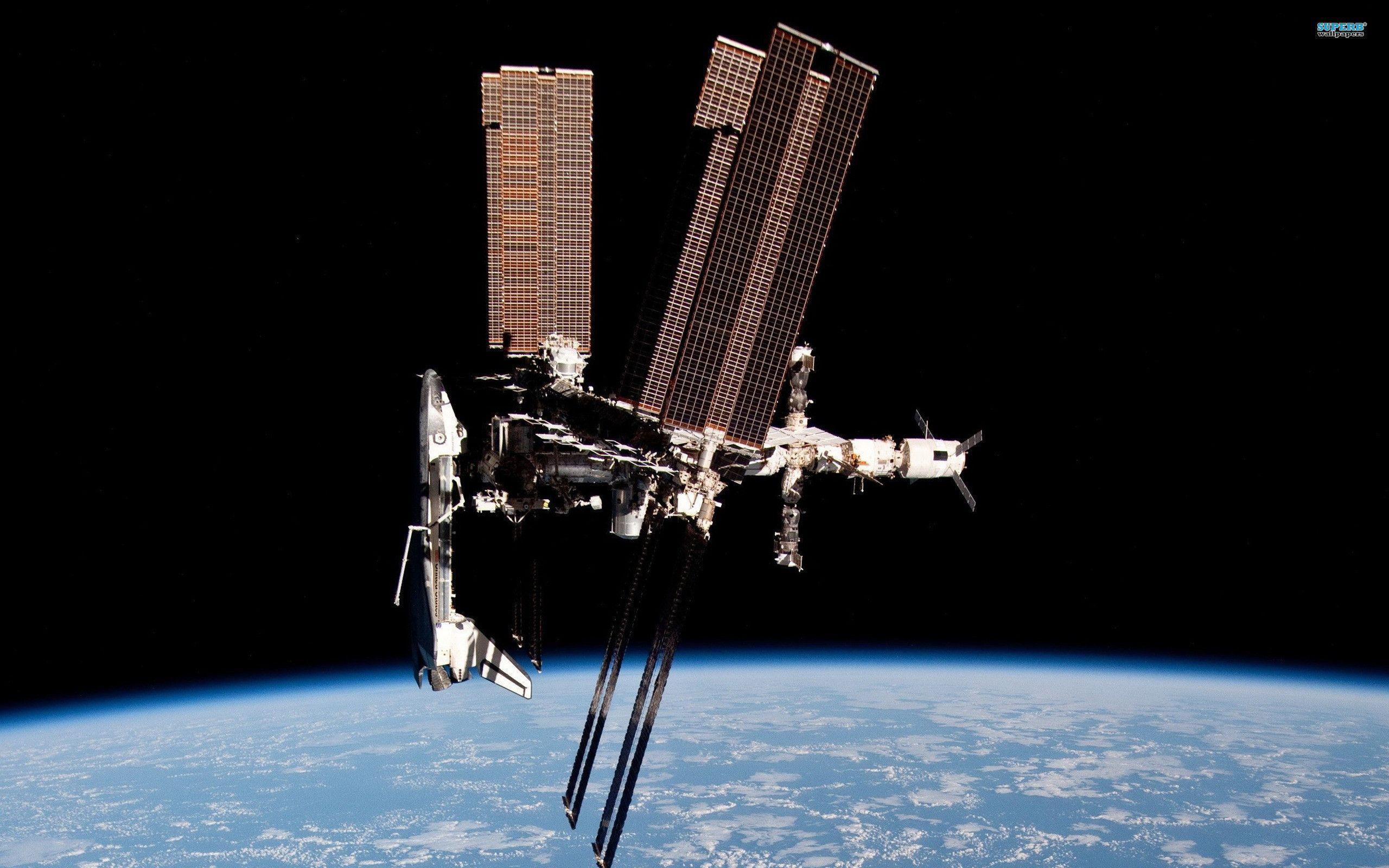 Iss Wallpapers