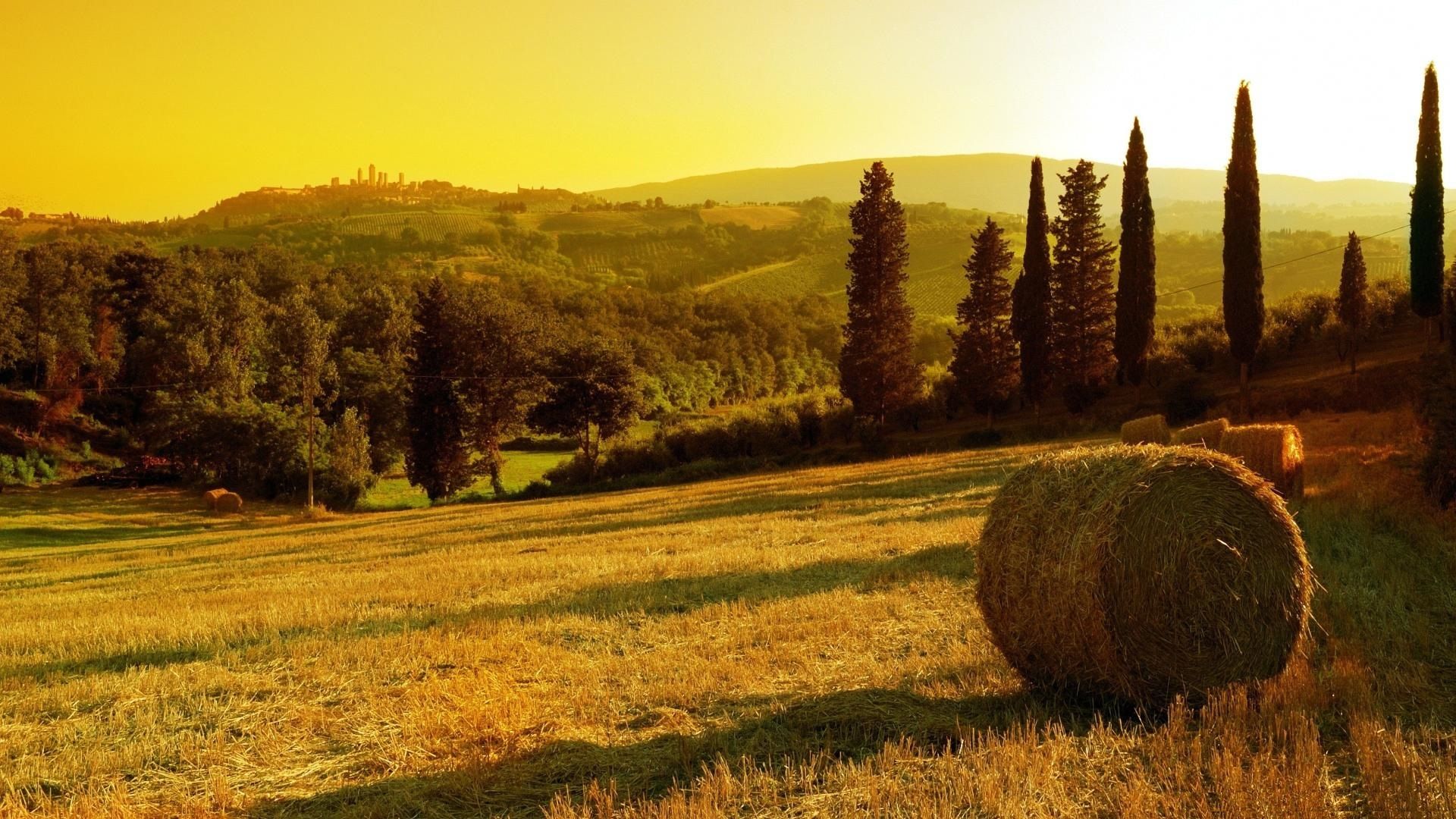 Italian Countryside Wallpapers