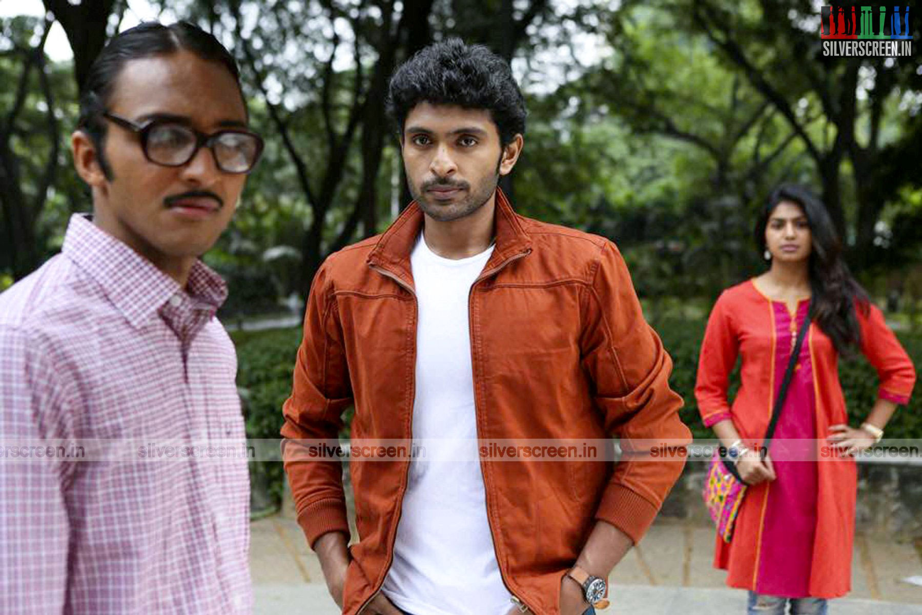 Ithu Enna Maayam Wallpapers