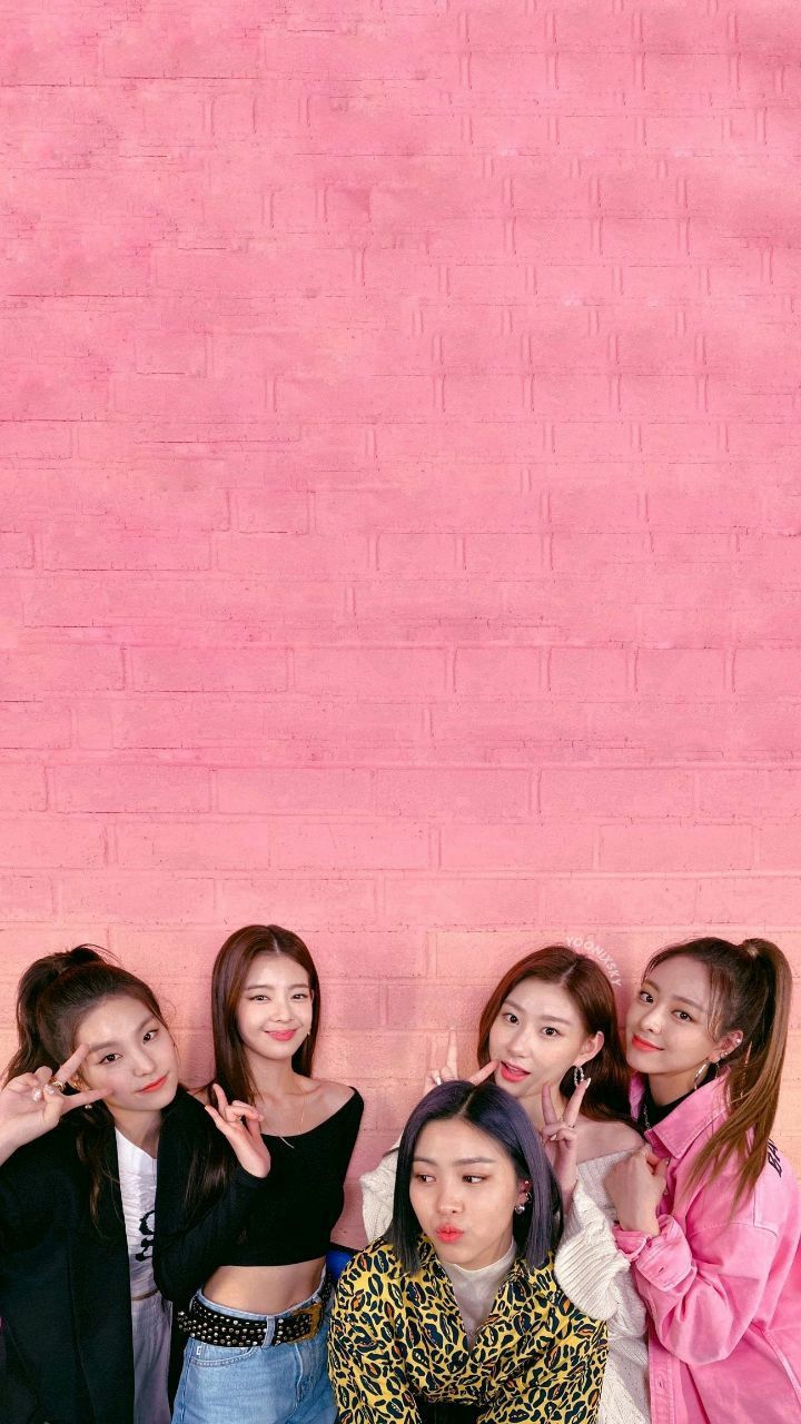 Itzy Wallpapers