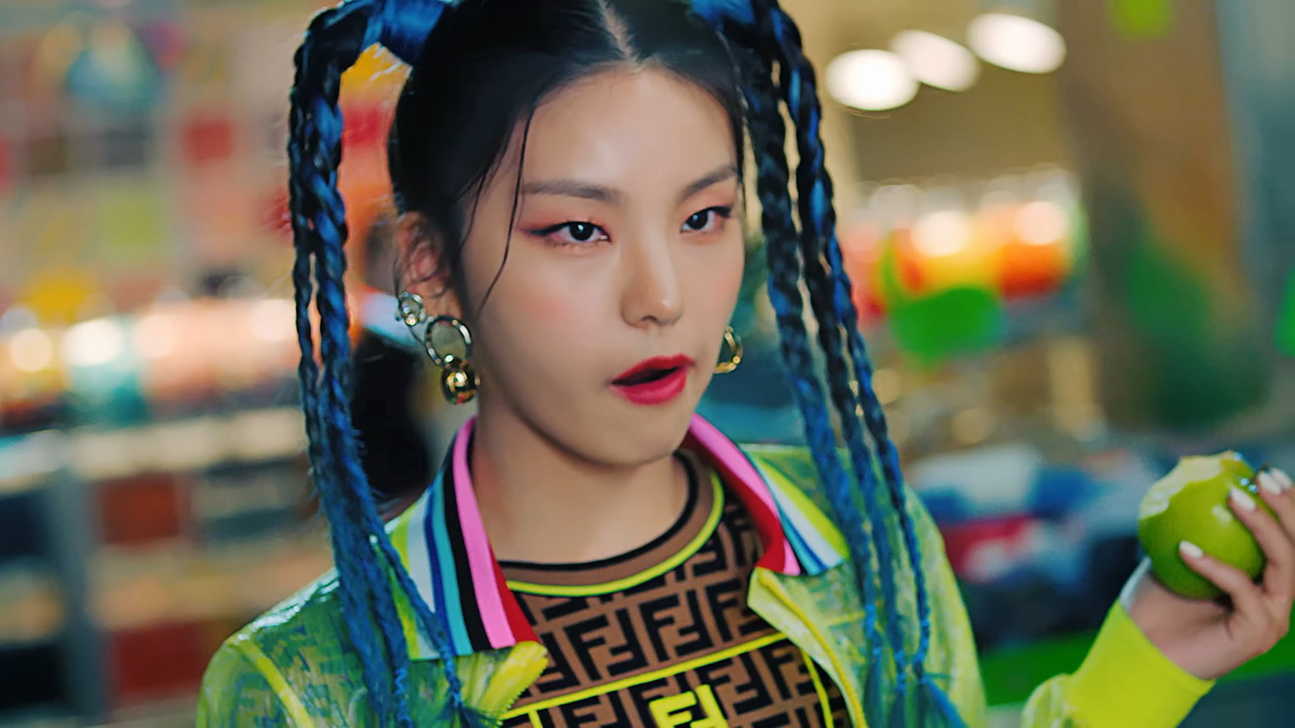 Itzy Yeji 4K Wallpapers