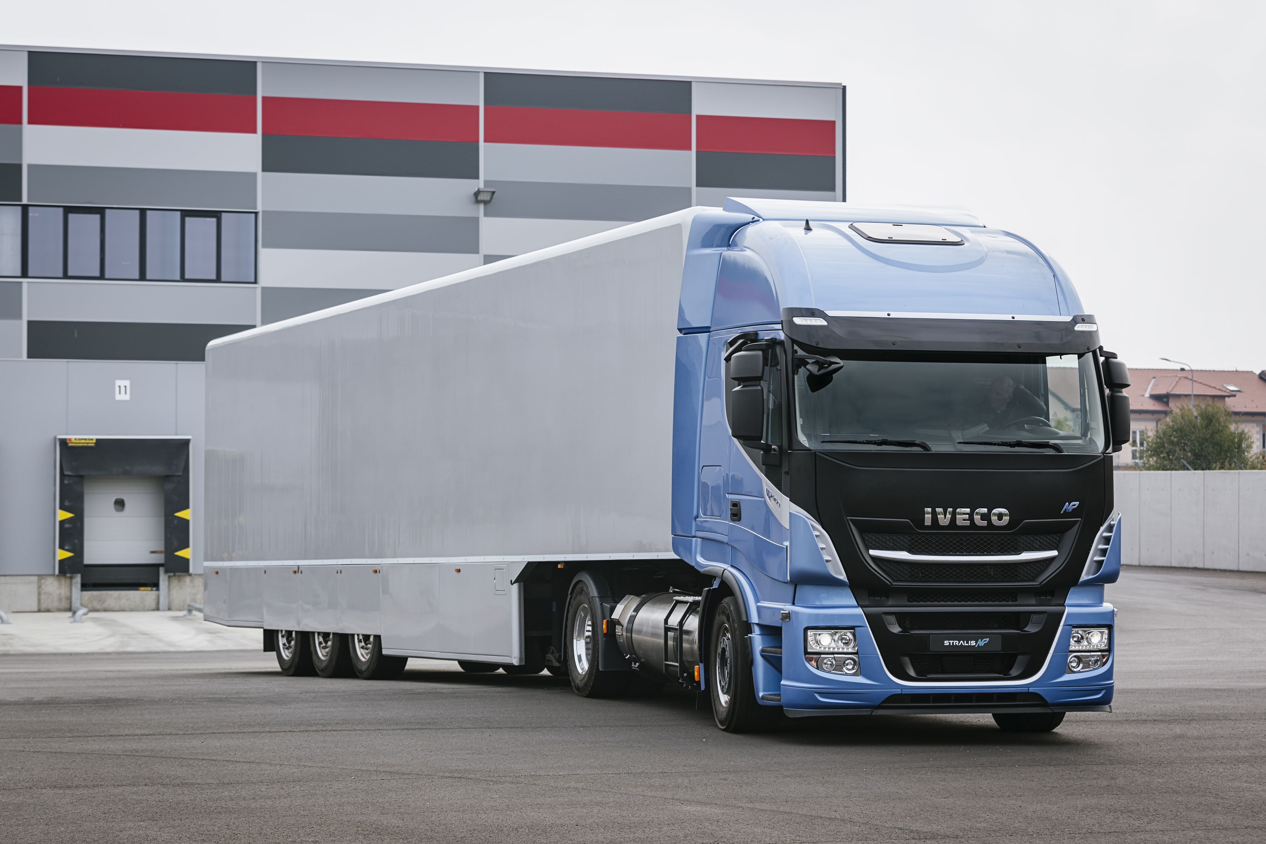 Iveco Stralis Wallpapers