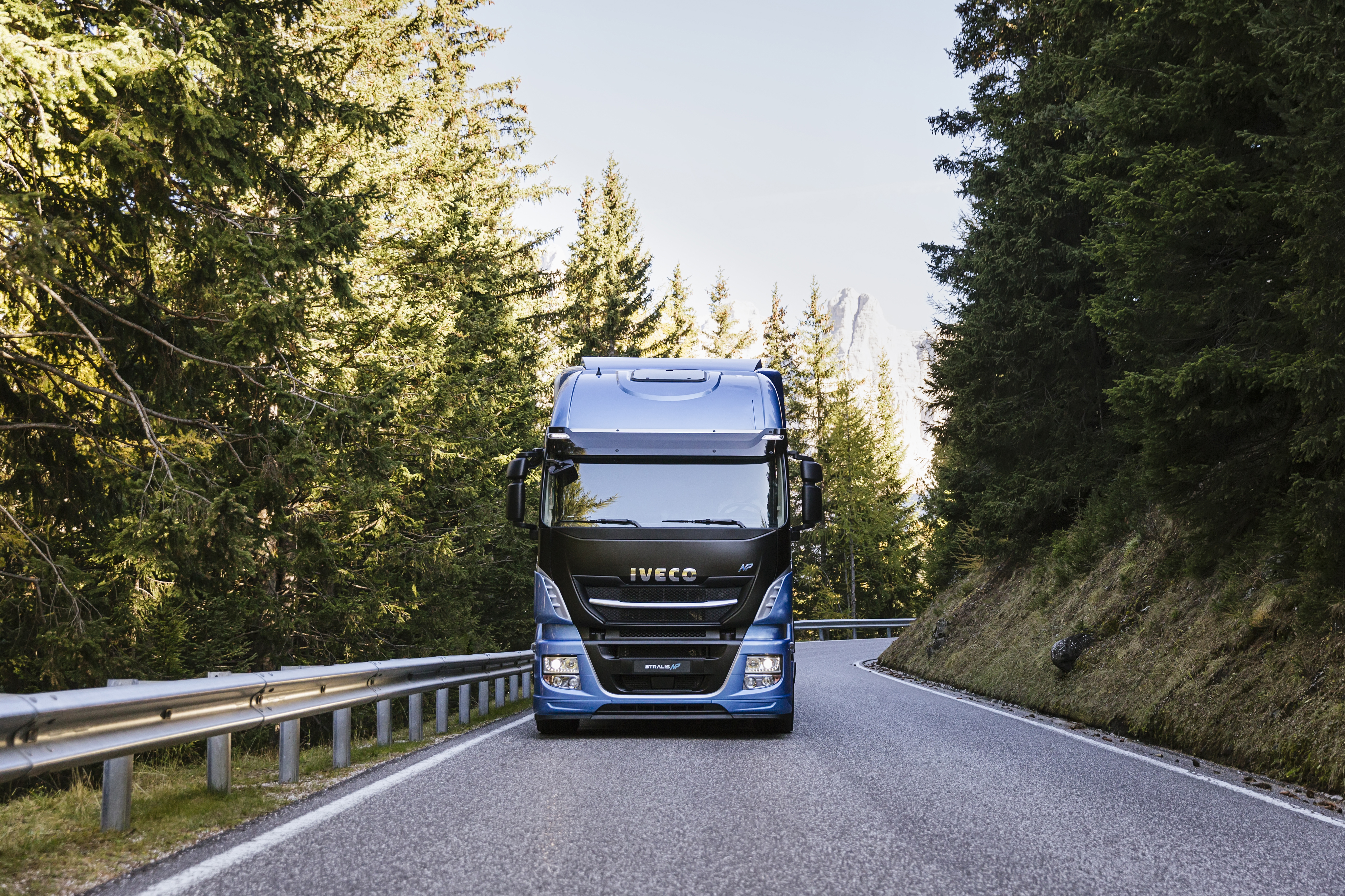 Iveco Stralis Wallpapers