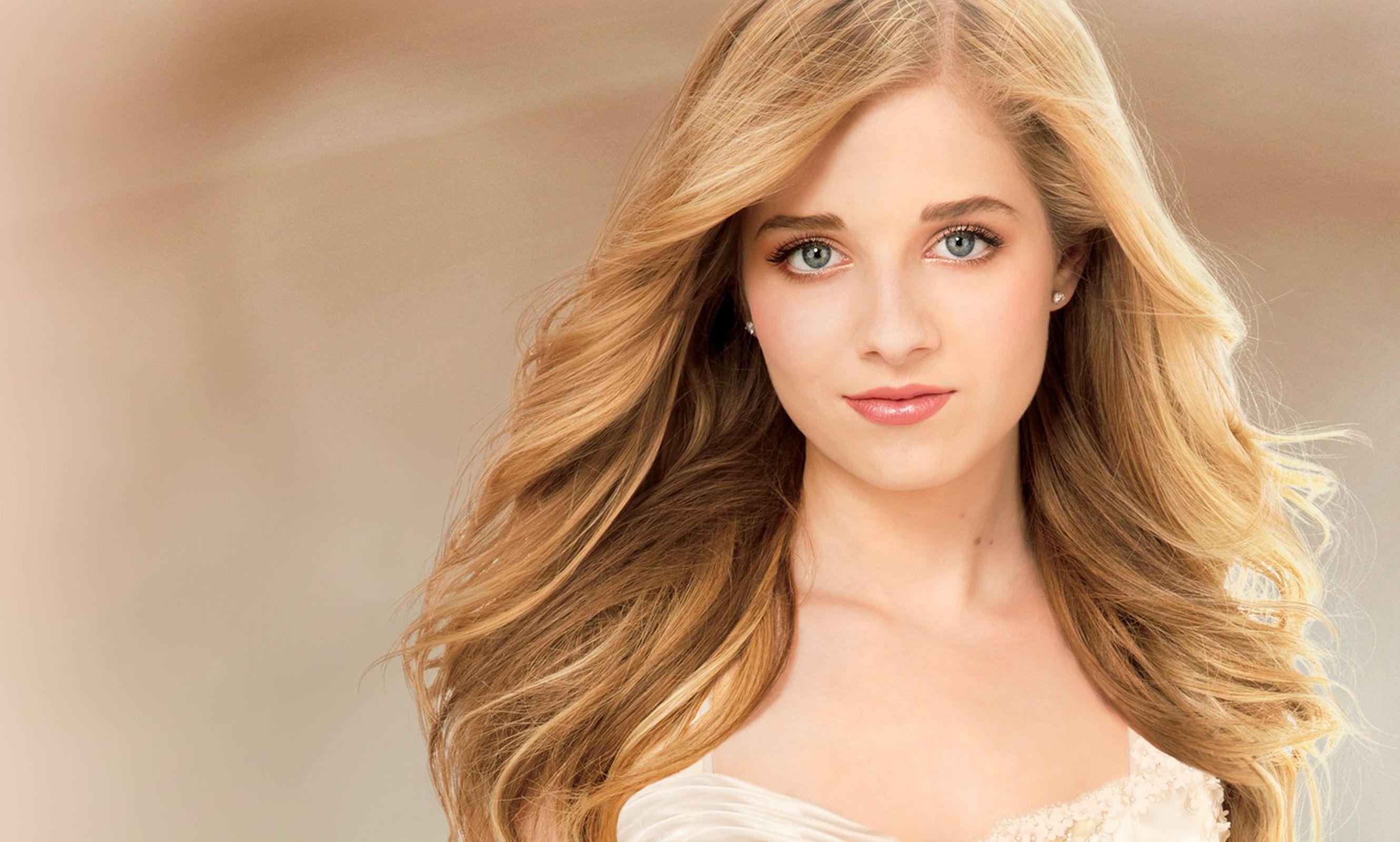 Jackie Evancho Wallpapers