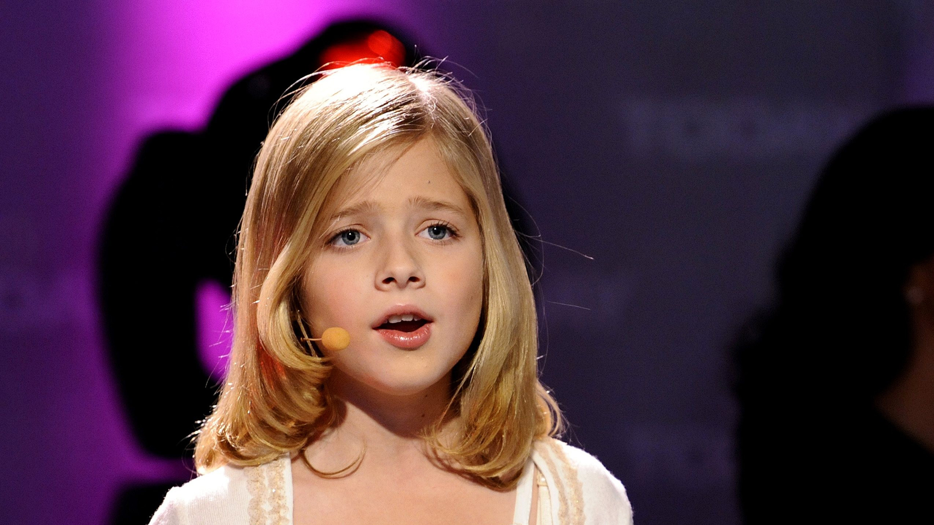 Jackie Evancho Wallpapers