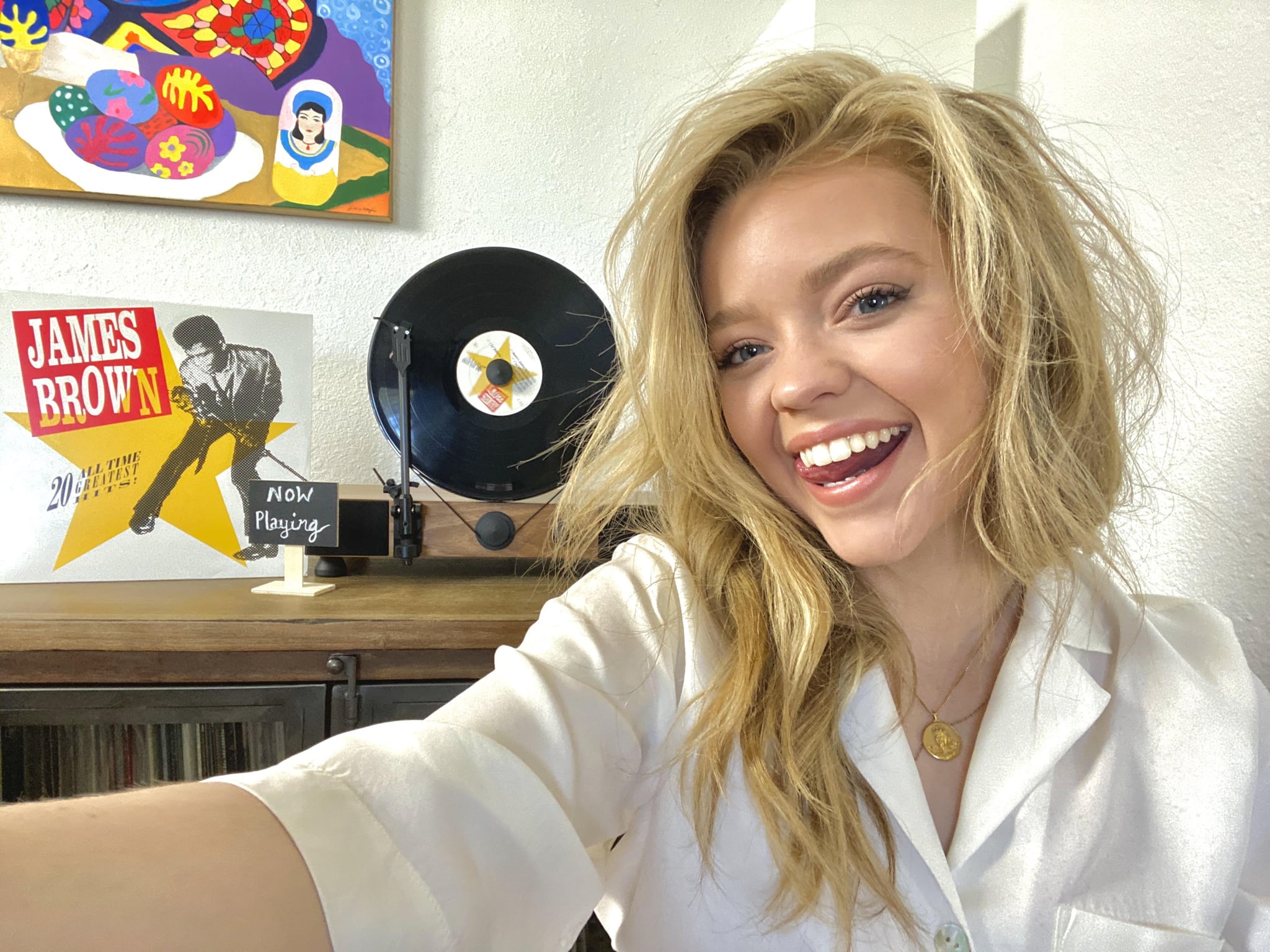 Jade Pettyjohn Laughing 2021 Wallpapers