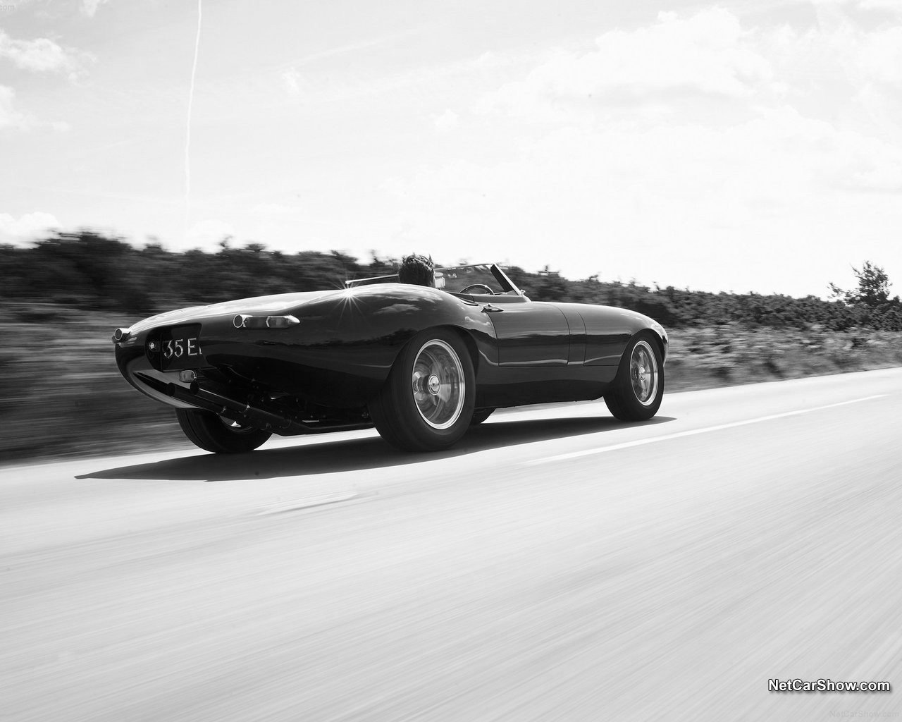 Jaguar E-Type Wallpapers