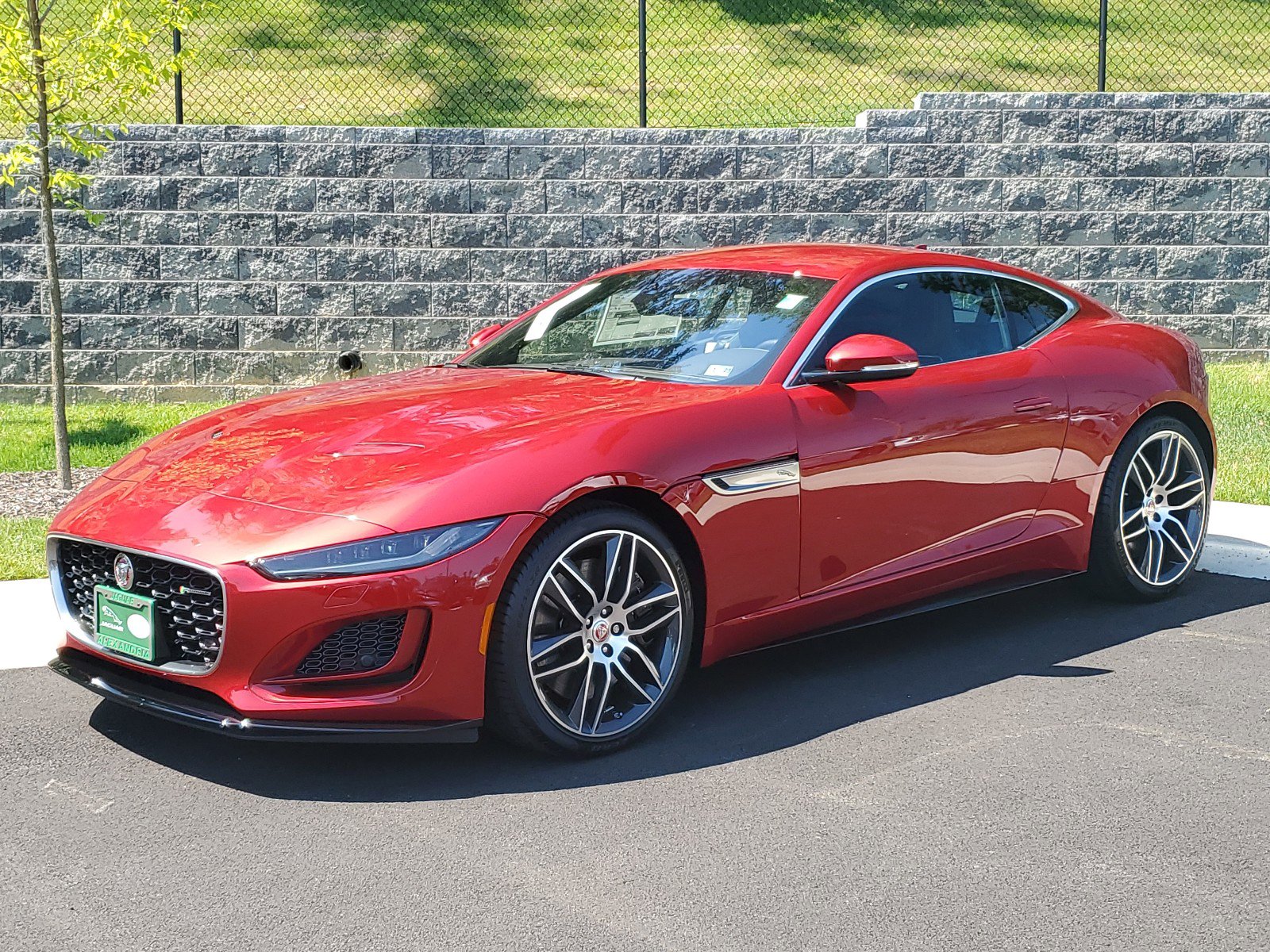 Jaguar F-Type P 450 Coupe R-Dynamic Wallpapers