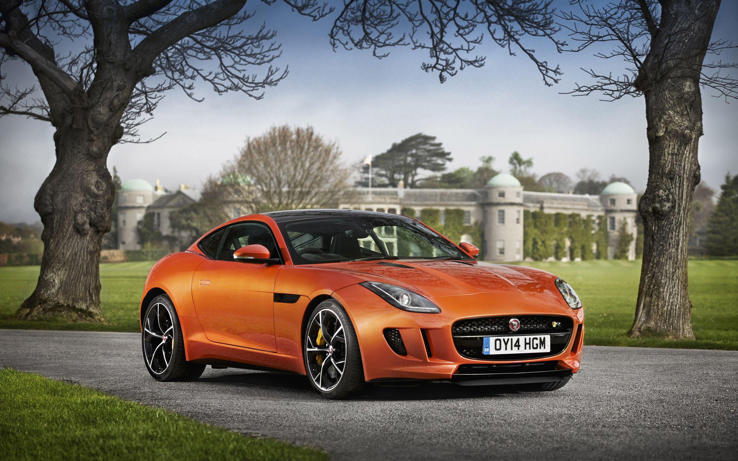 Jaguar F-Type R Coupe Wallpapers