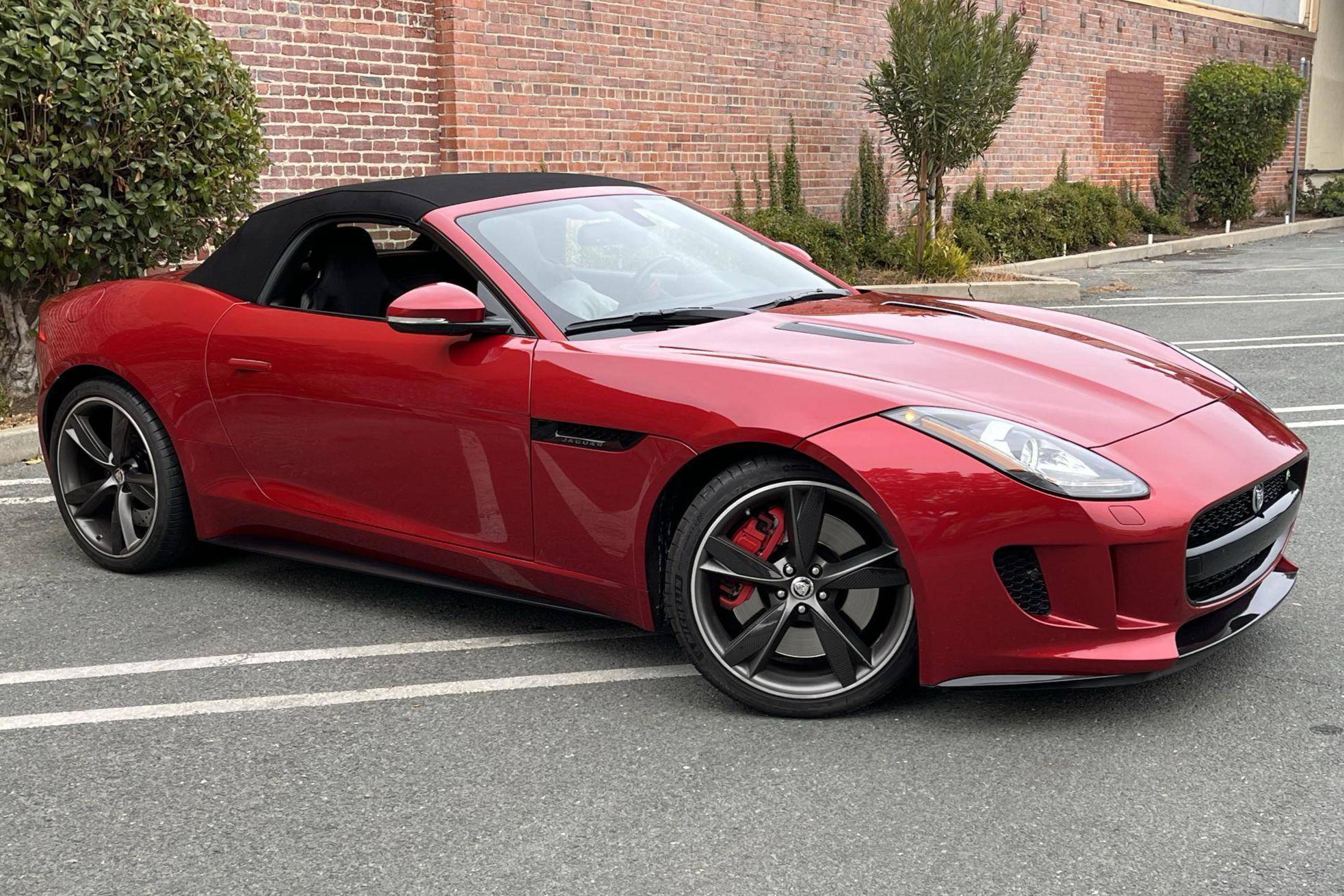 Jaguar F-Type V8 S Wallpapers