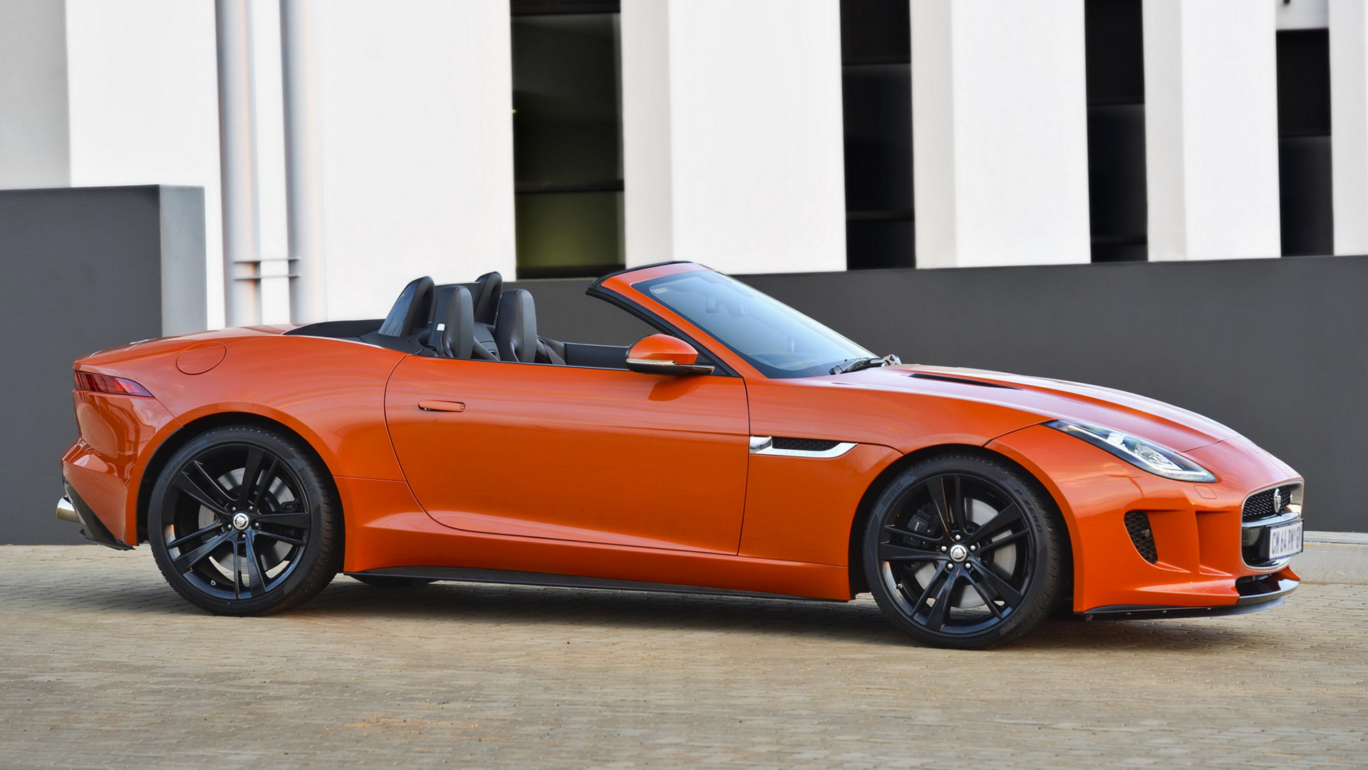 Jaguar F-Type V8 S Wallpapers