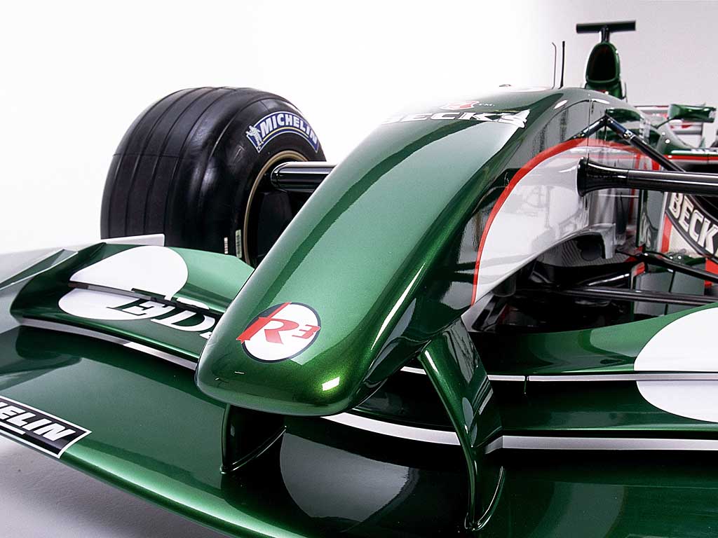 Jaguar R3 Wallpapers