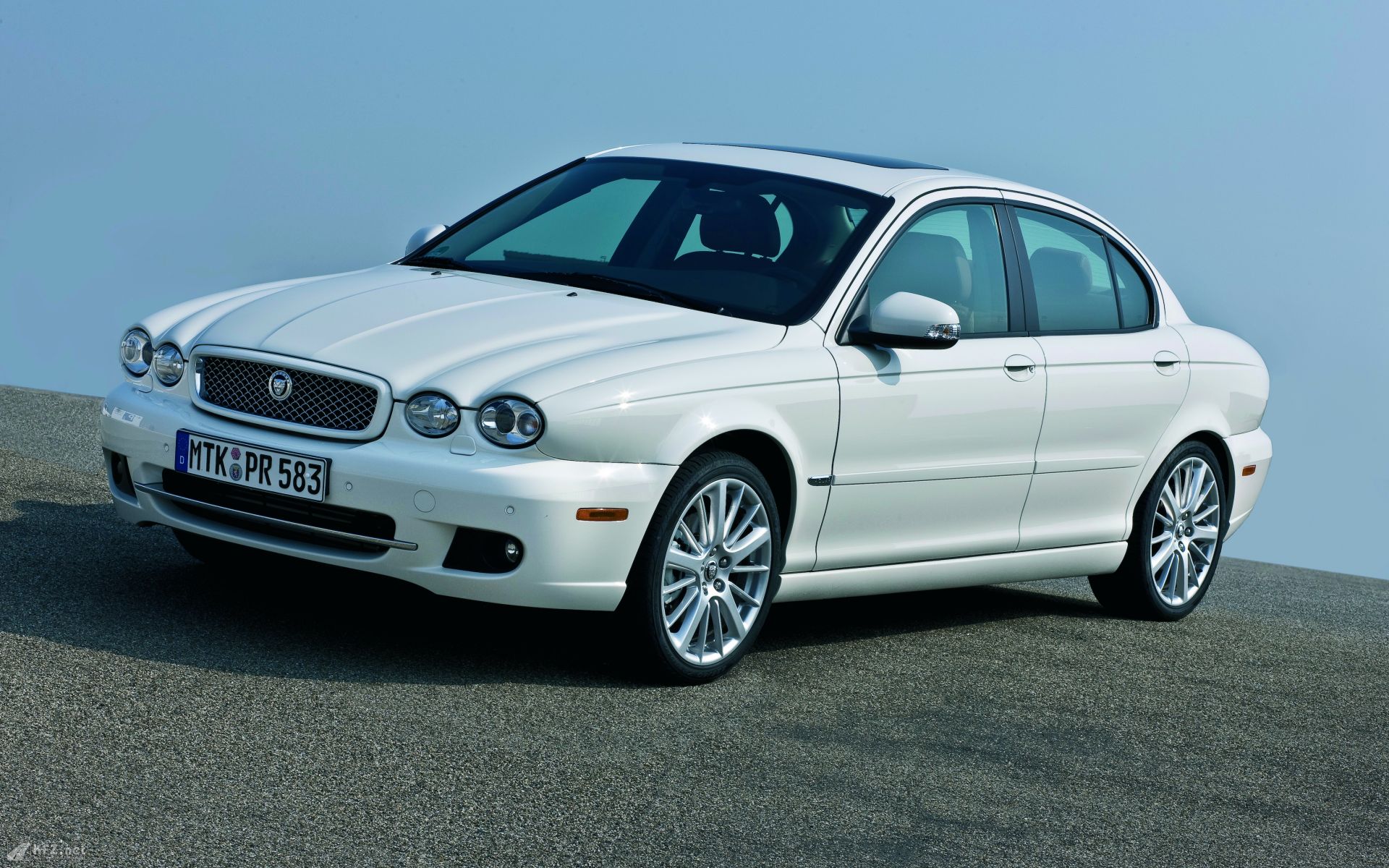 Jaguar X-Type Wallpapers