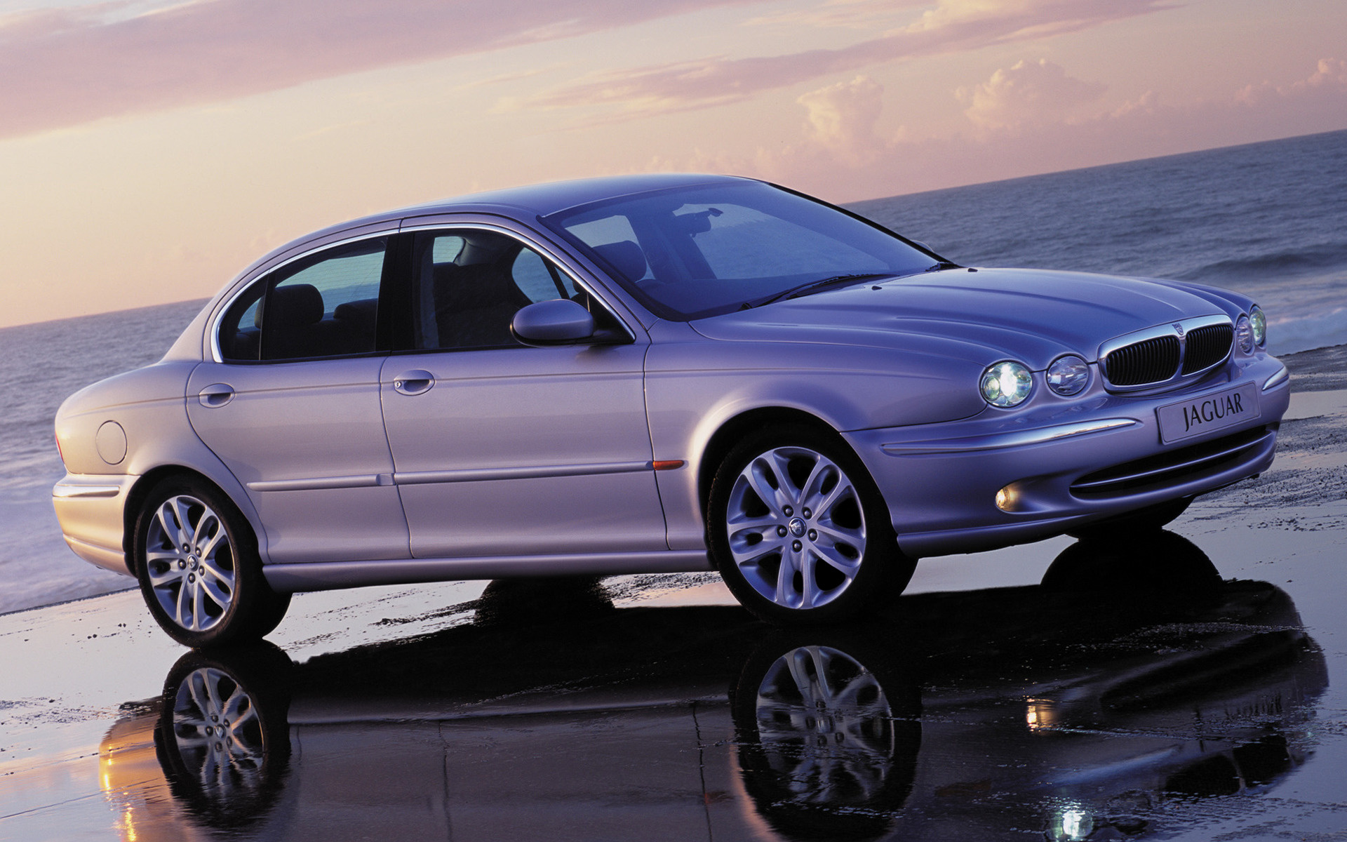 Jaguar X-Type Wallpapers