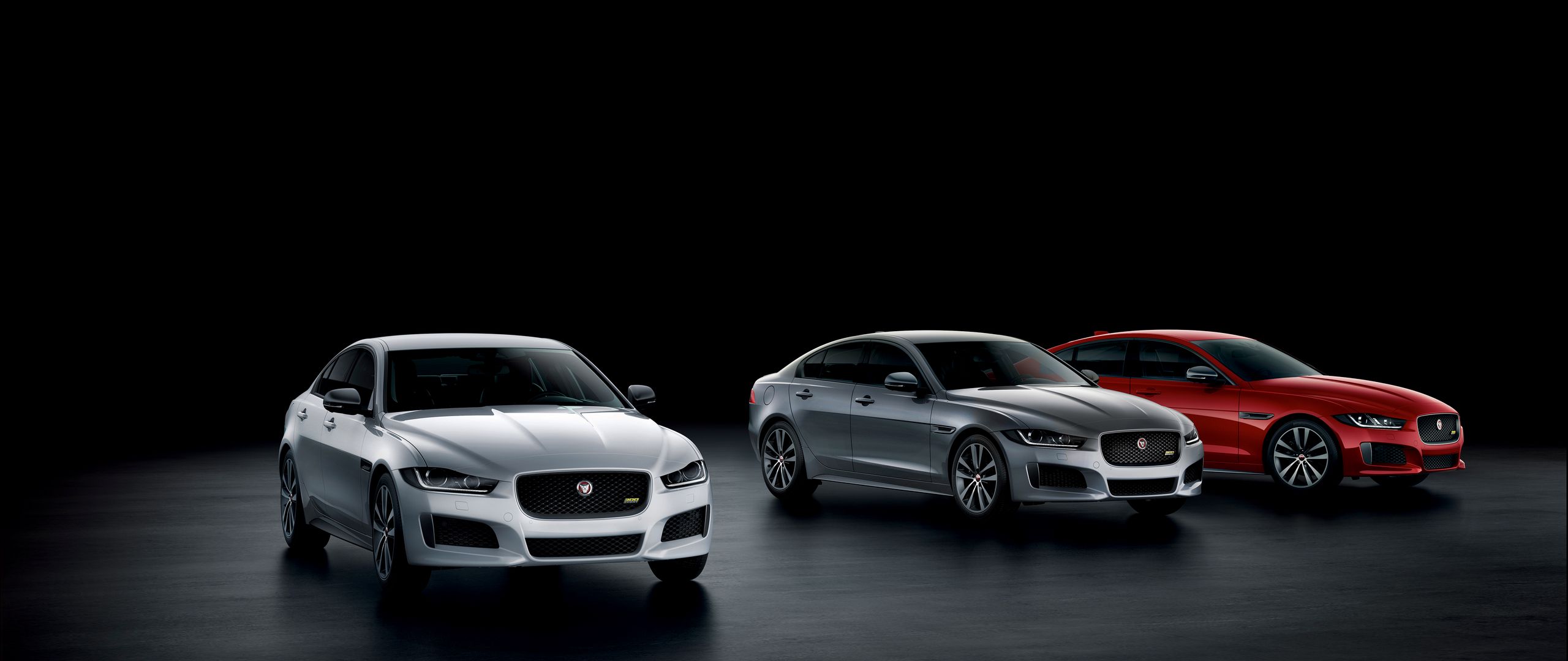 Jaguar Xe 2019 Wallpapers