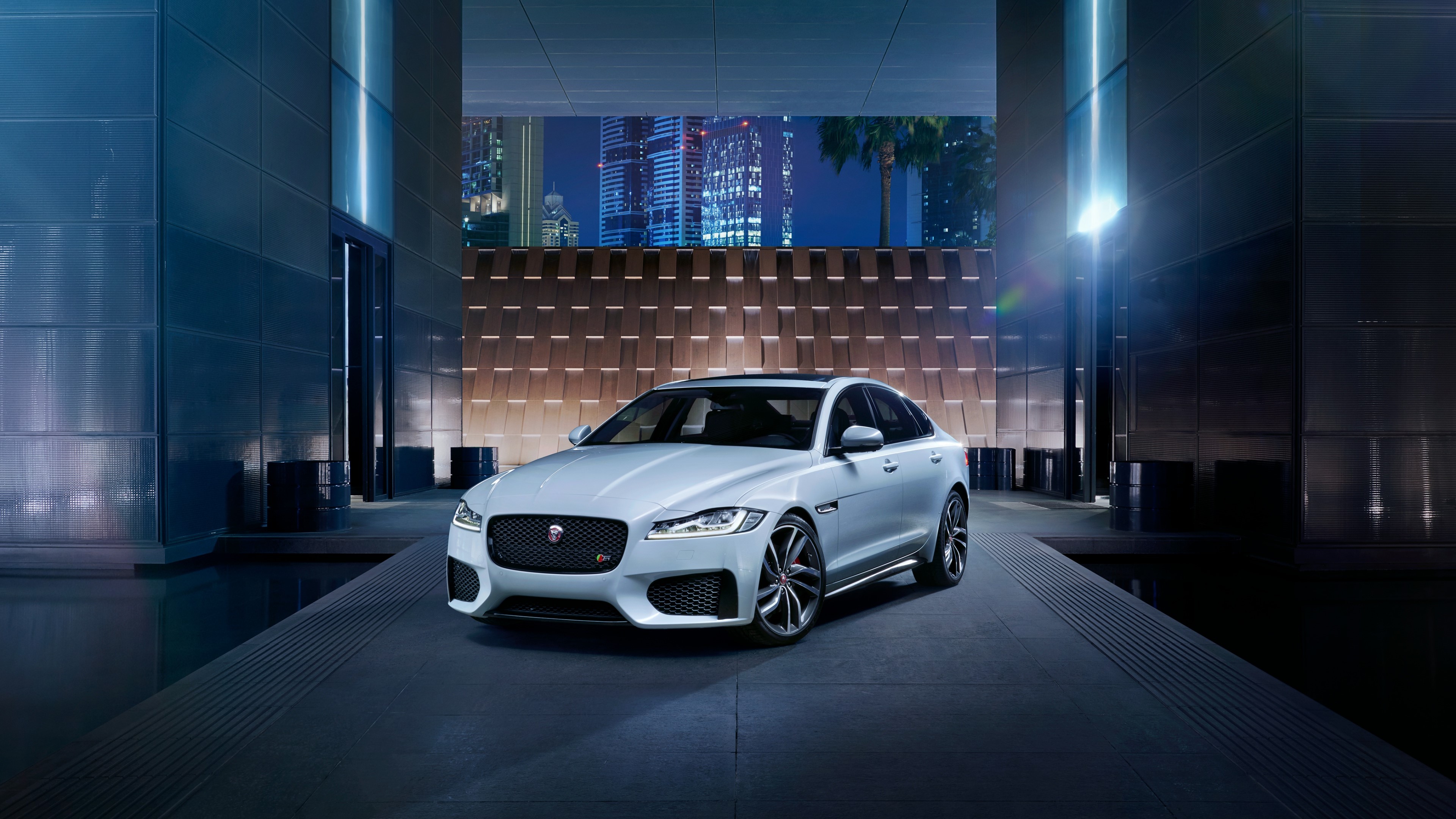 Jaguar Xf Wallpapers