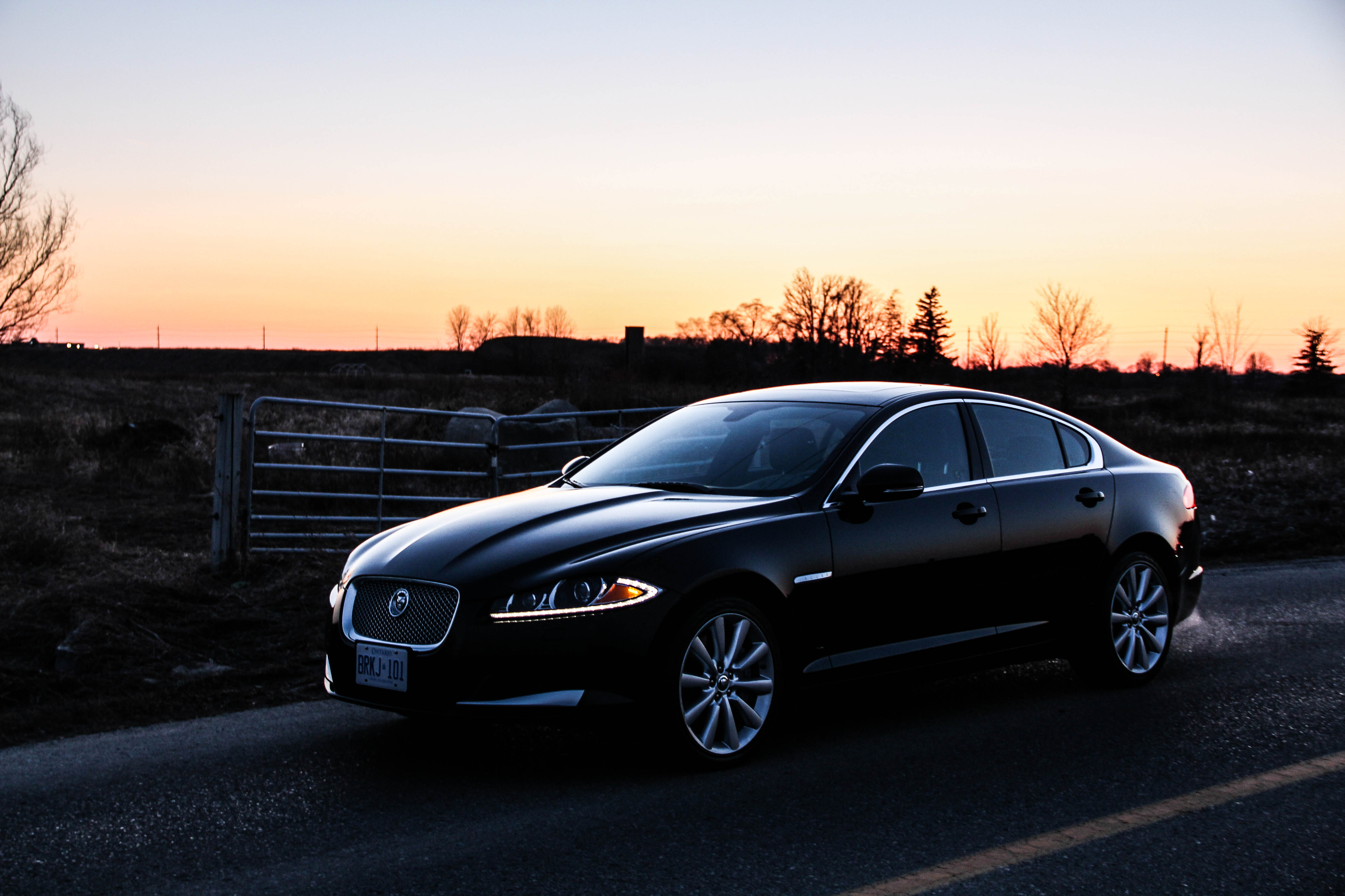 Jaguar Xf Wallpapers