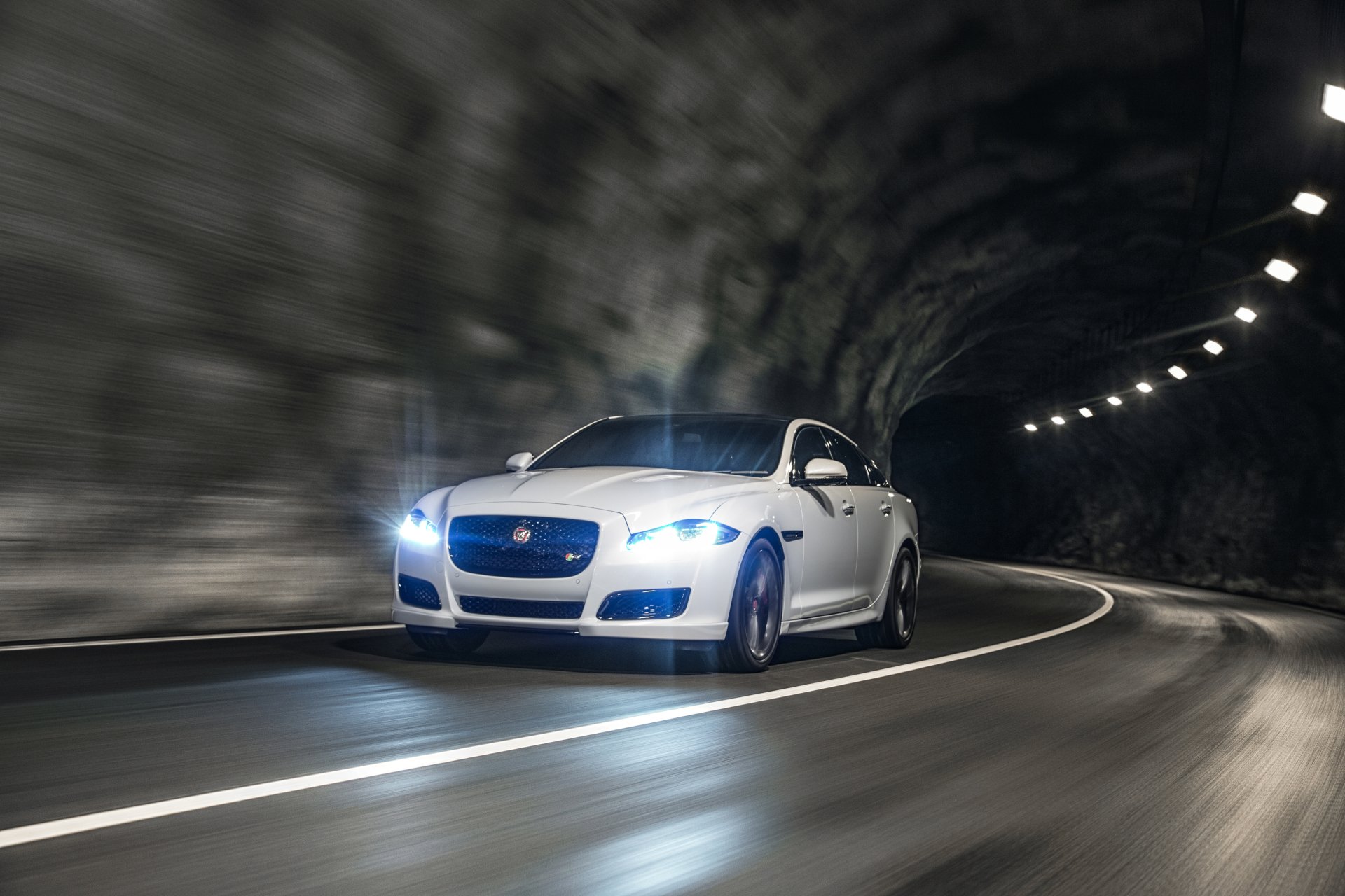 Jaguar Xj Wallpapers