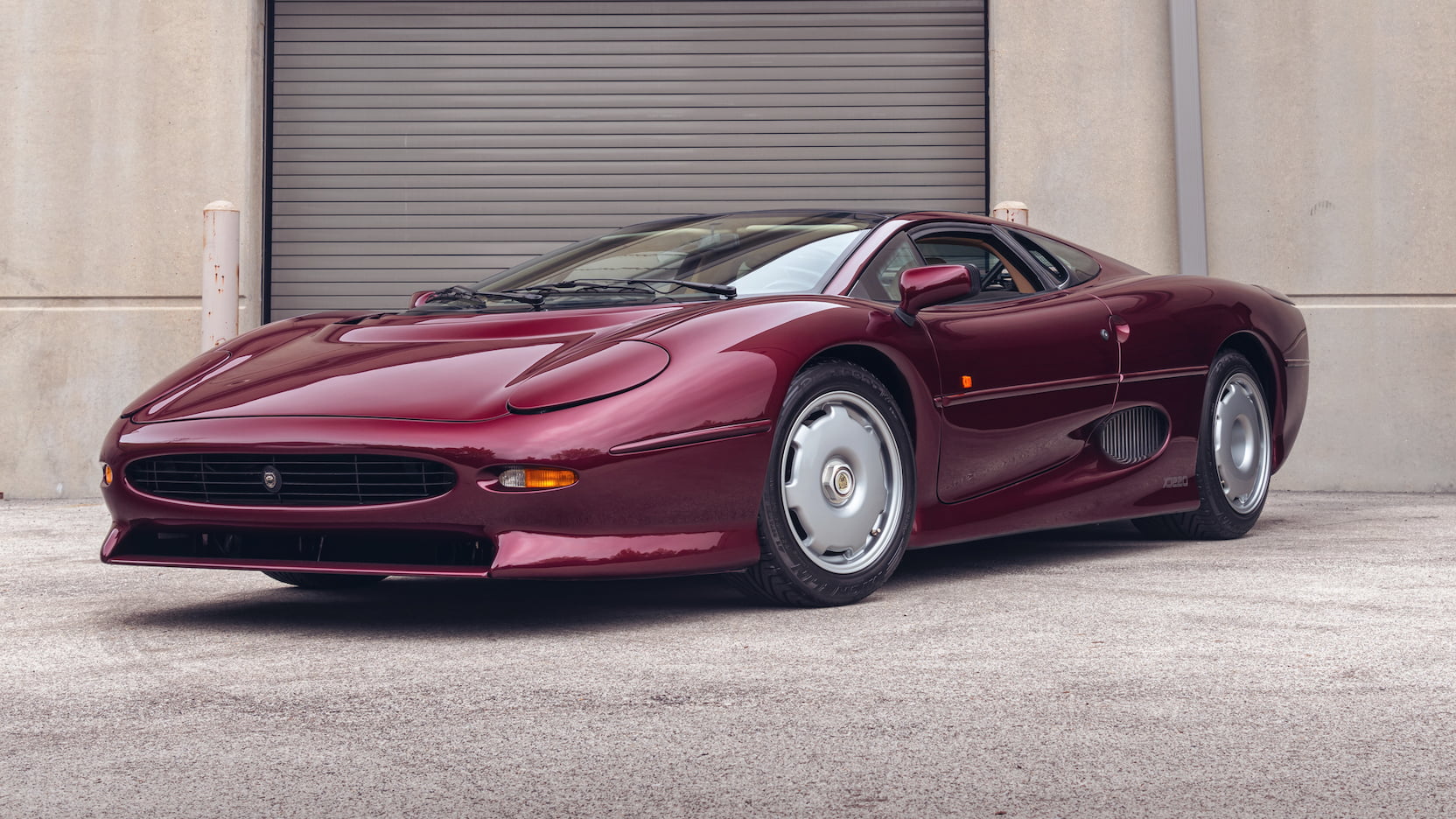 Jaguar Xj220 Wallpapers