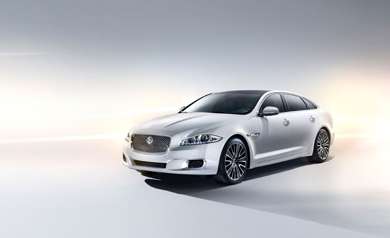 Jaguar Xjr Wallpapers