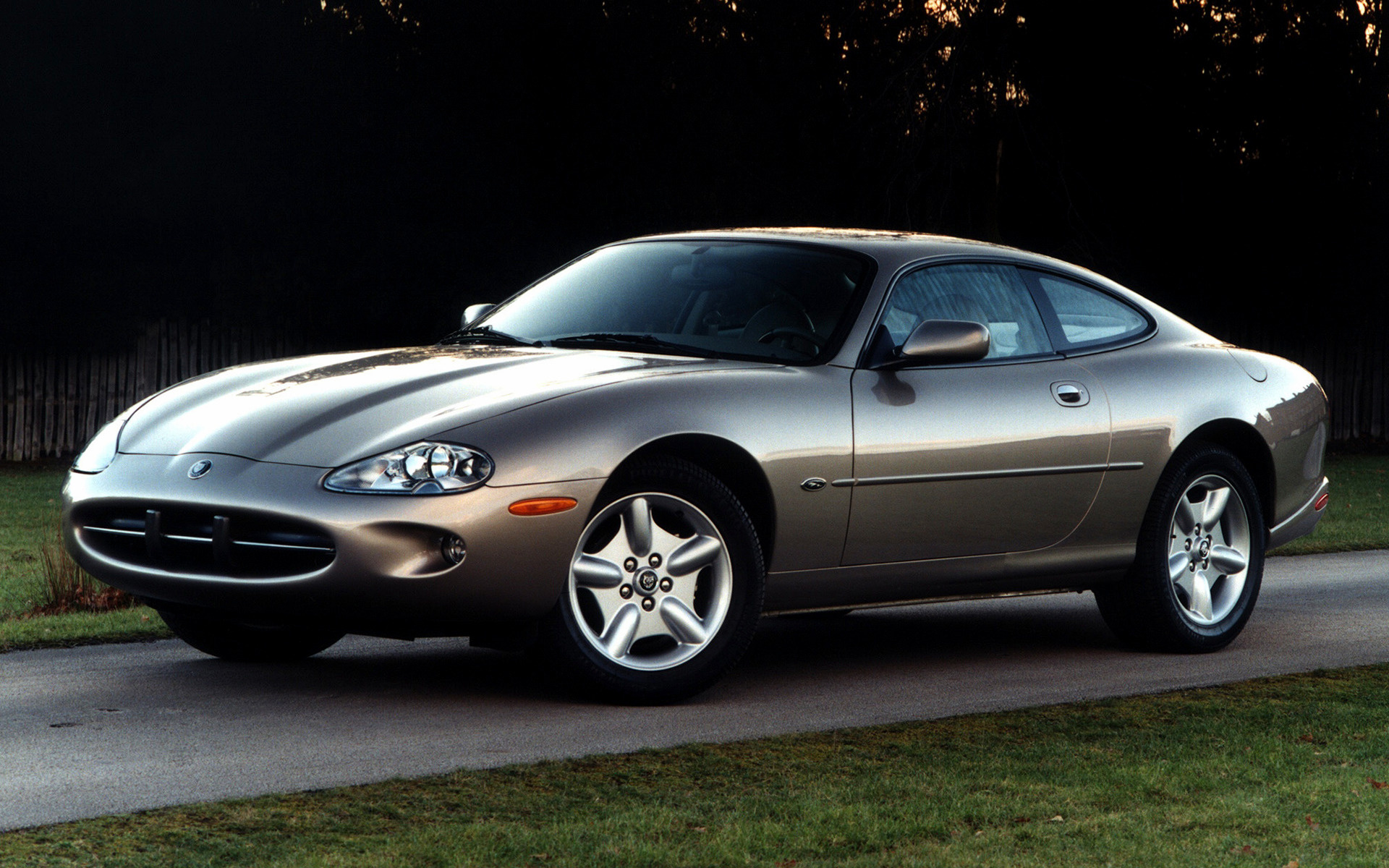 Jaguar Xk Wallpapers