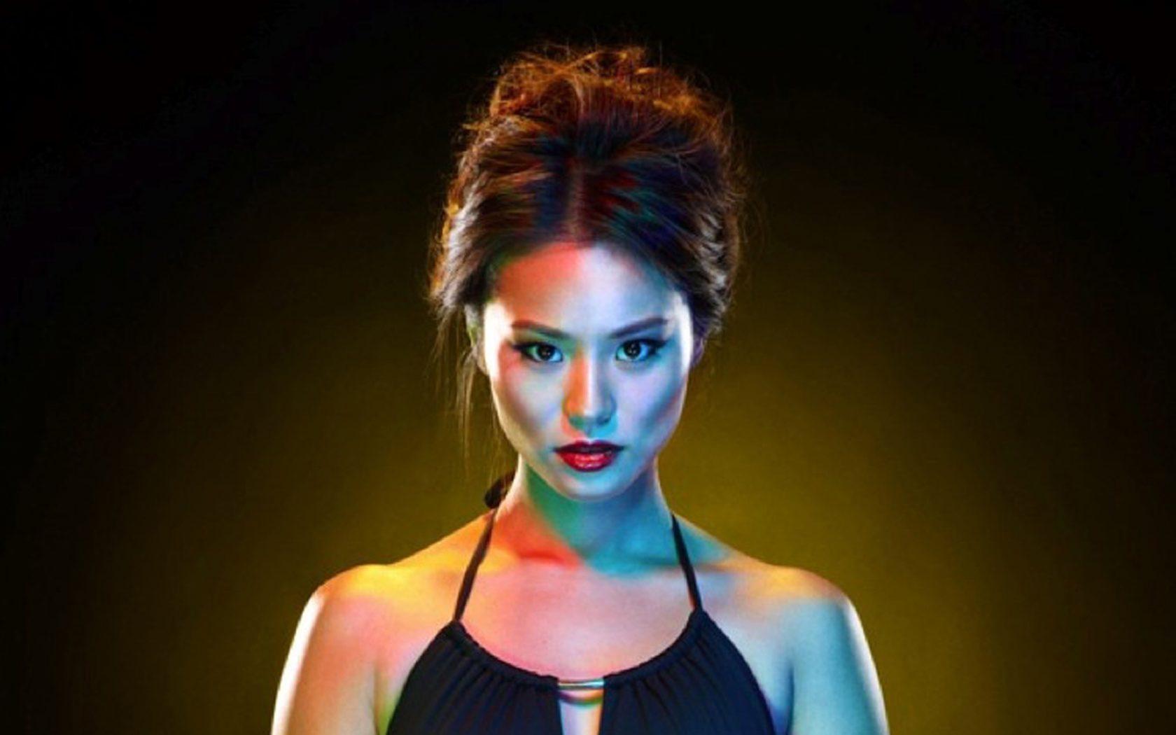 Jamie Chung In The Misfits Wallpapers