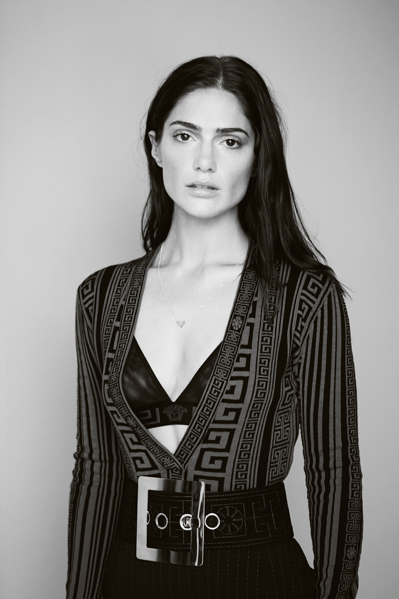 Janet Montgomery Salem Actress Photoshoot Wallpapers