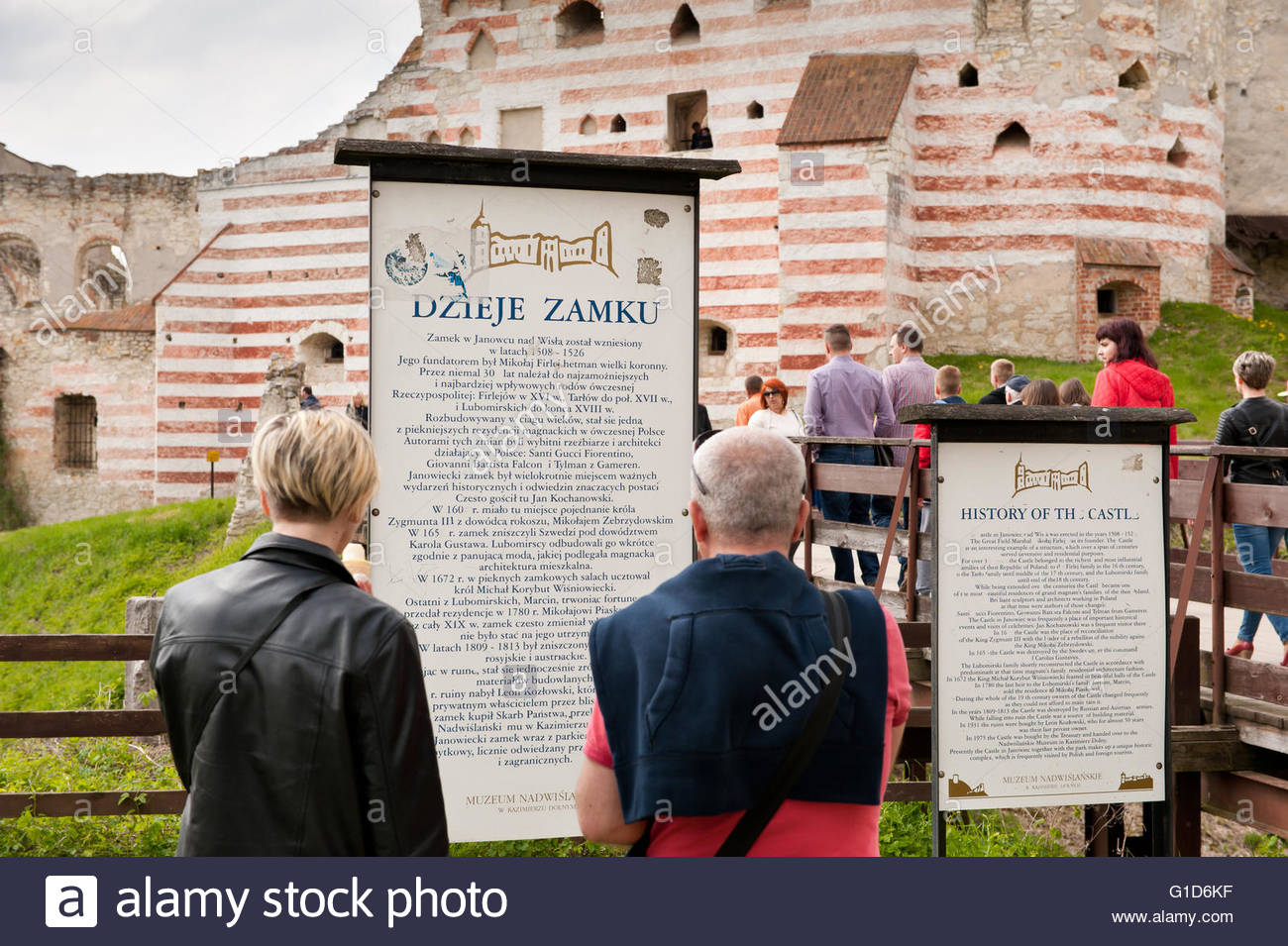 Janowiec Castle Wallpapers