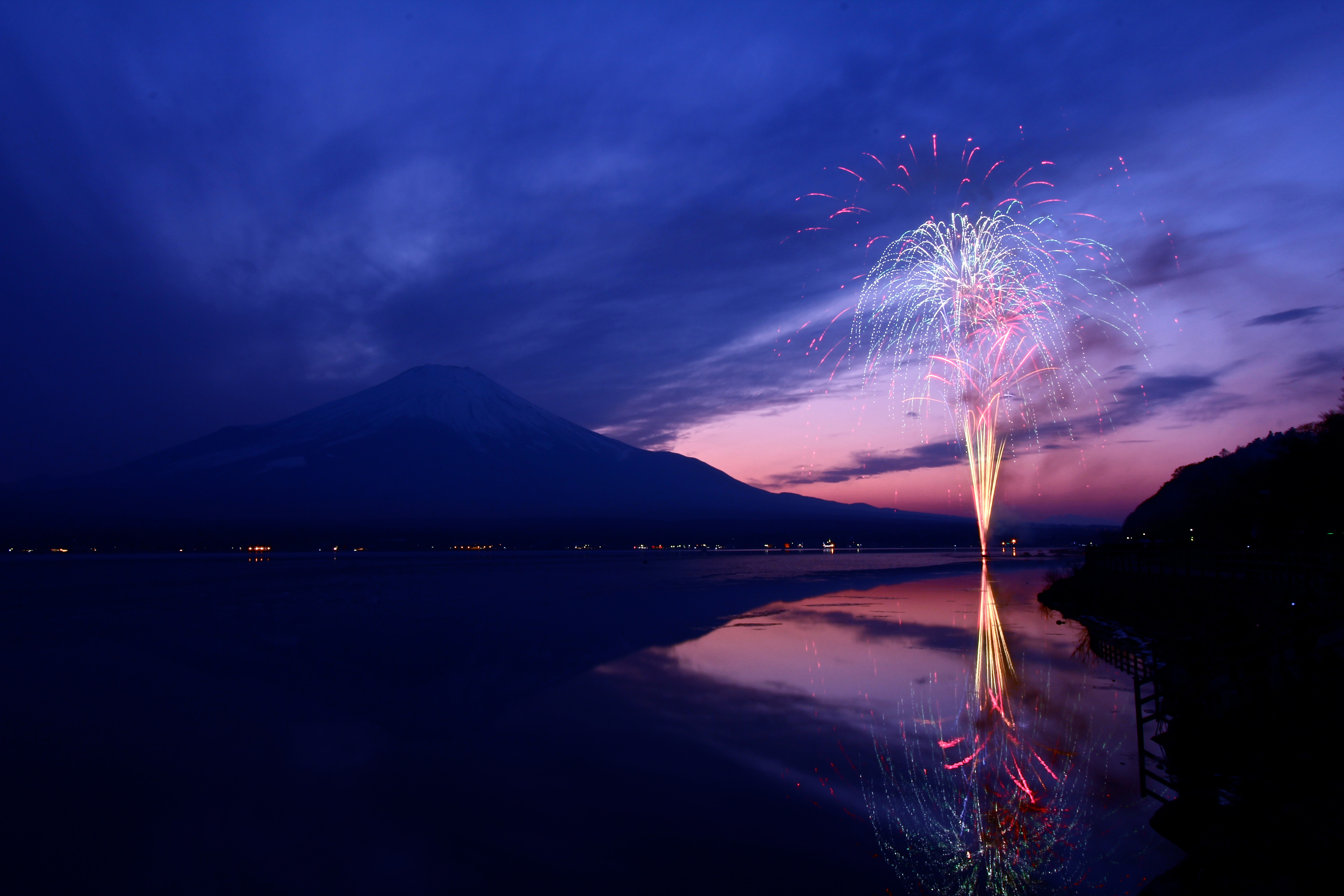 Japanese Fireworks Wallpapers