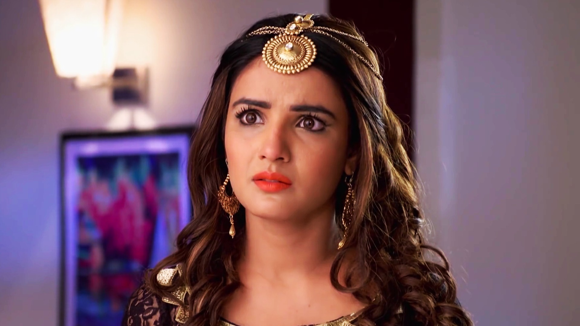 Jasmin Bhasin Wallpapers