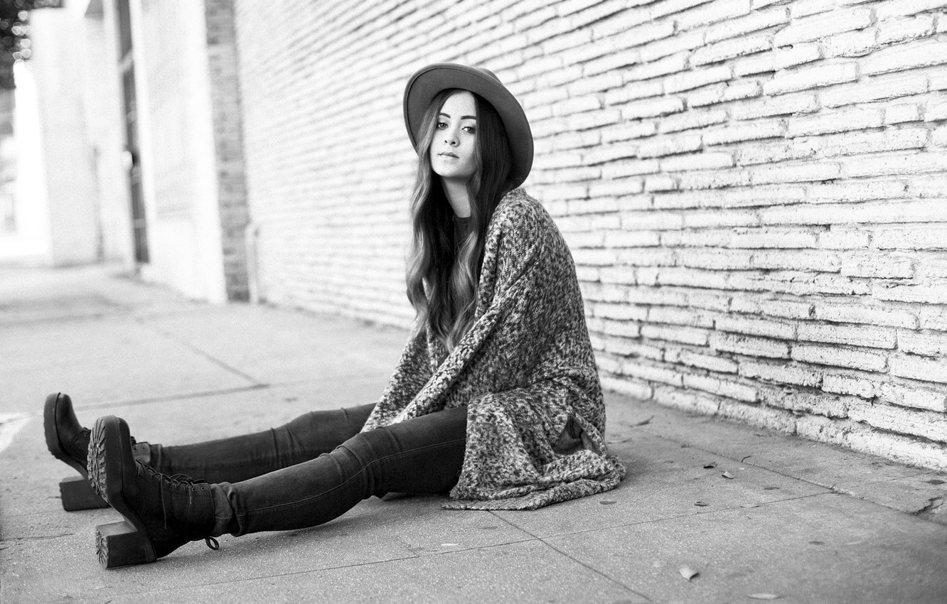 Jasmine Thompson Wallpapers