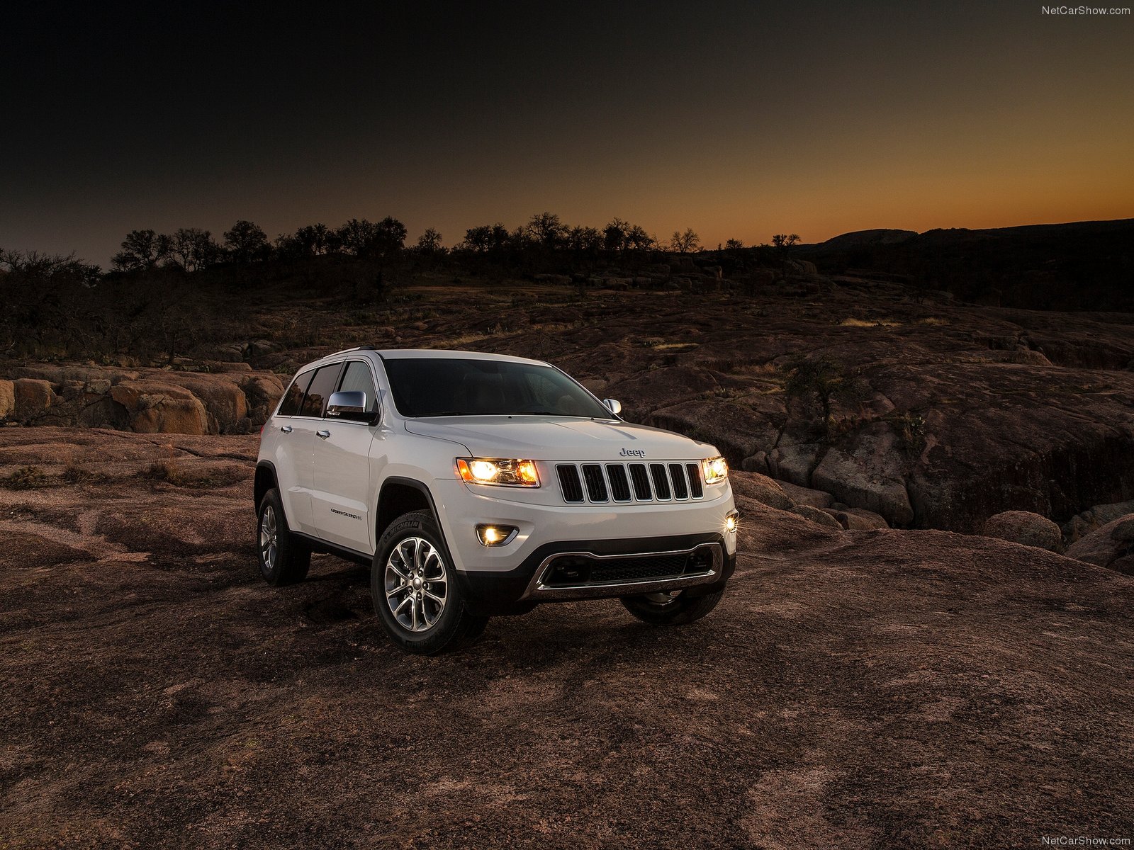 Jeep Cherokee Wallpapers