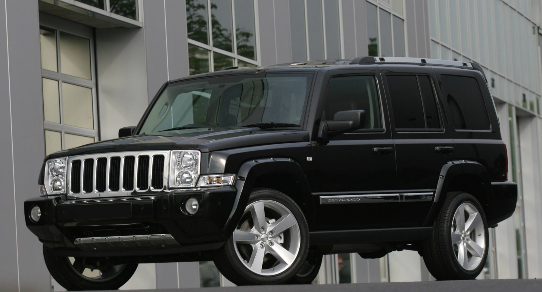 Jeep Commander Wallpapers