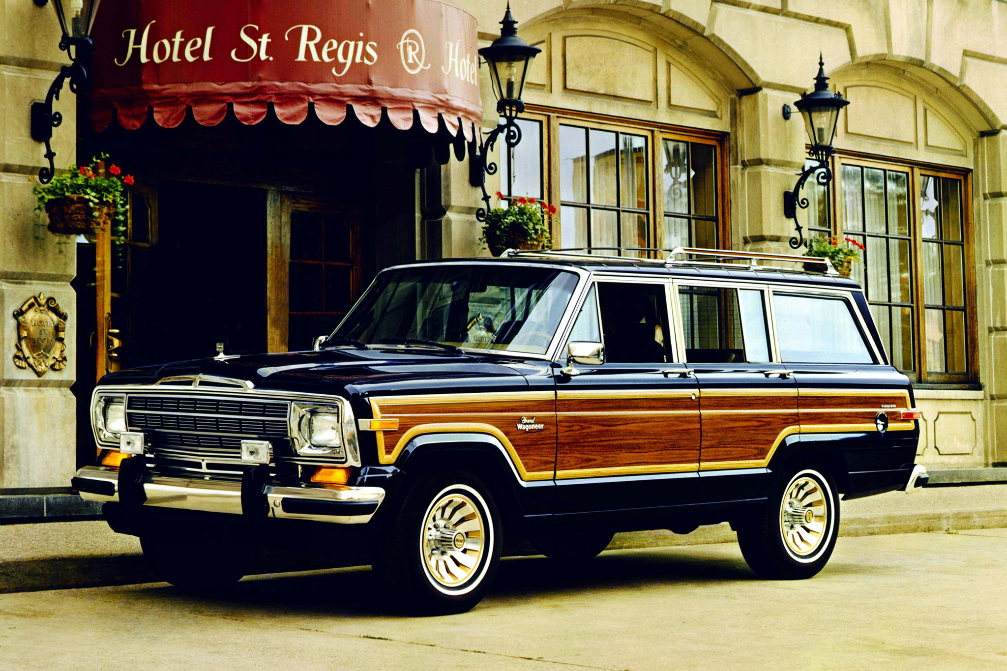 Jeep Grand Wagoneer Wallpapers