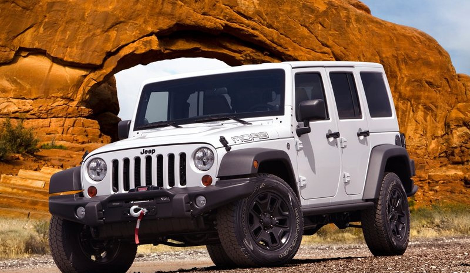 Jeep Wrangler Unlimited Sahara Wallpapers