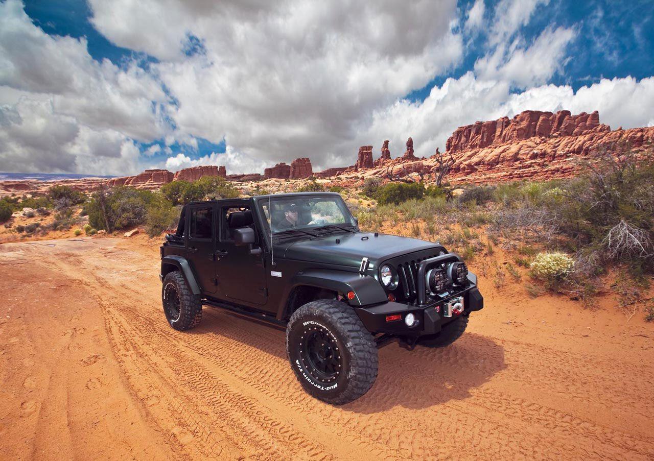 Jeep Wrangler Unlimited Sahara Wallpapers