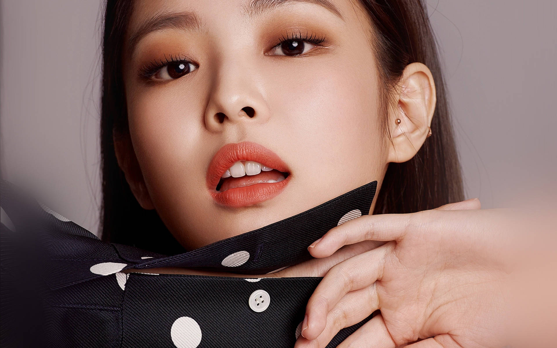 Jennie Desktop Wallpapers