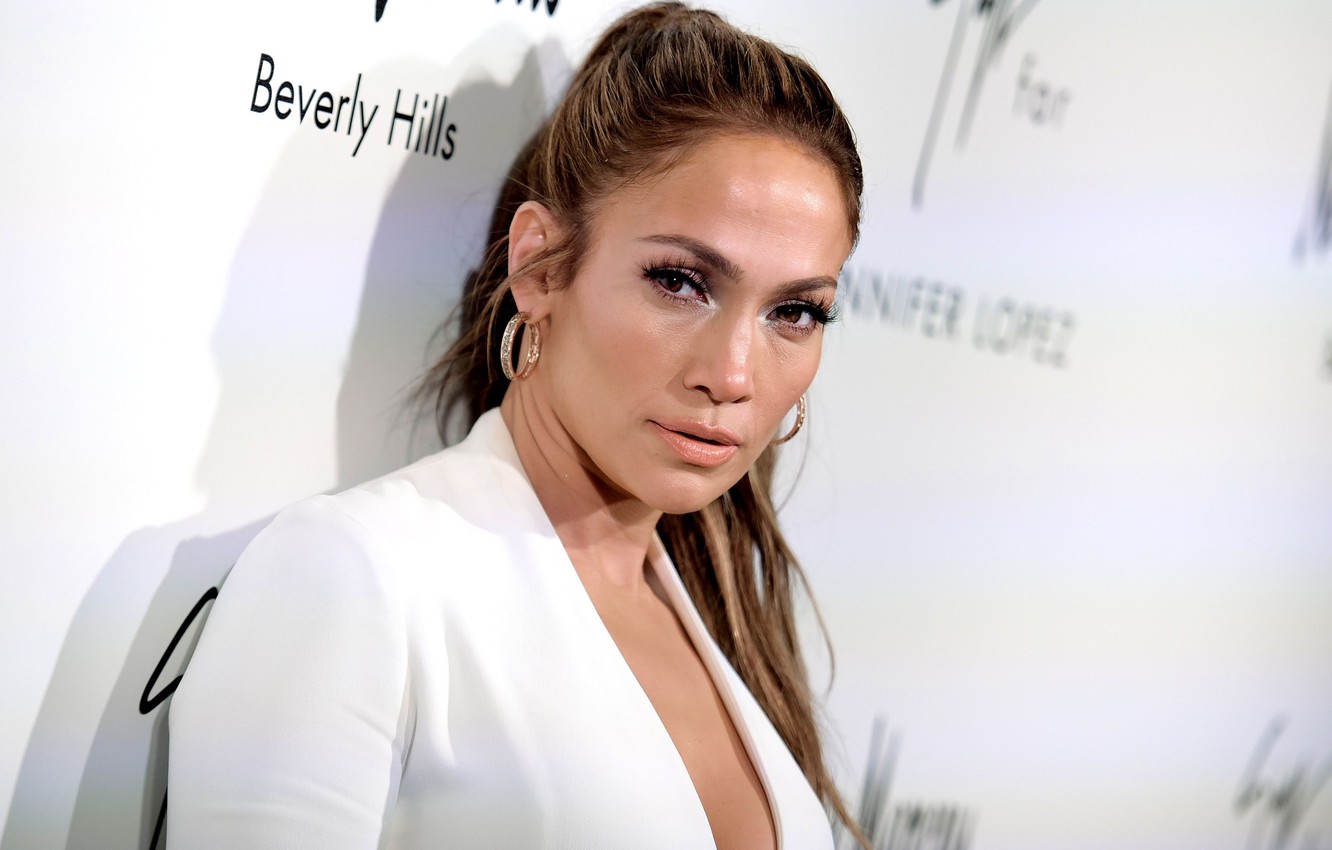 Jennifer Lopez Face 2017 Wallpapers