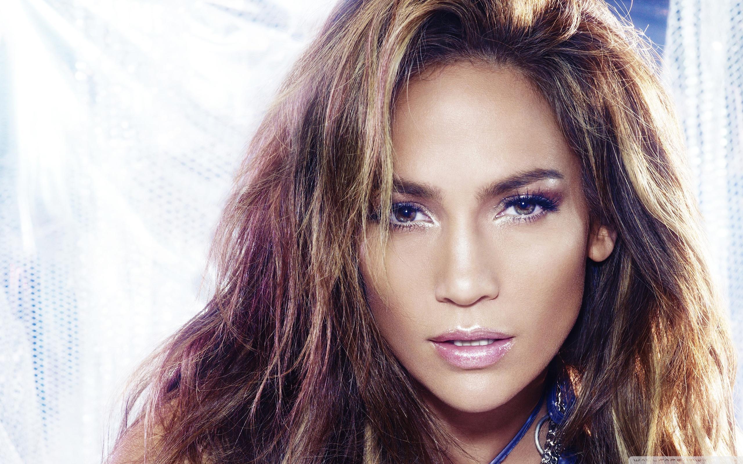 Jennifer Lopez Face Wallpapers