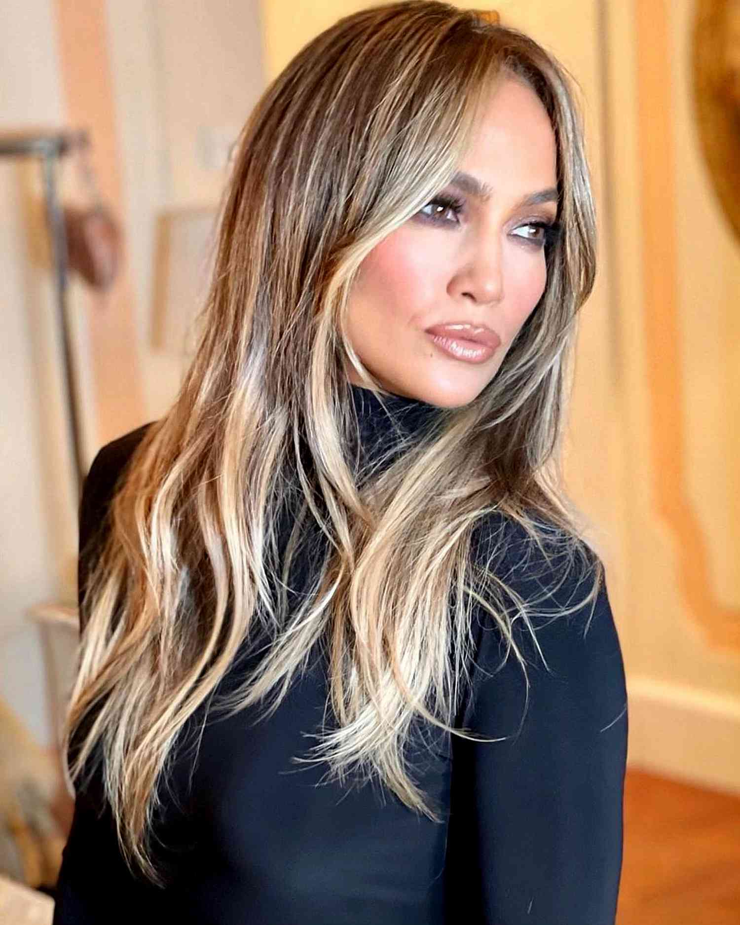 Jennifer Lopez Singer New 2021 Wallpapers